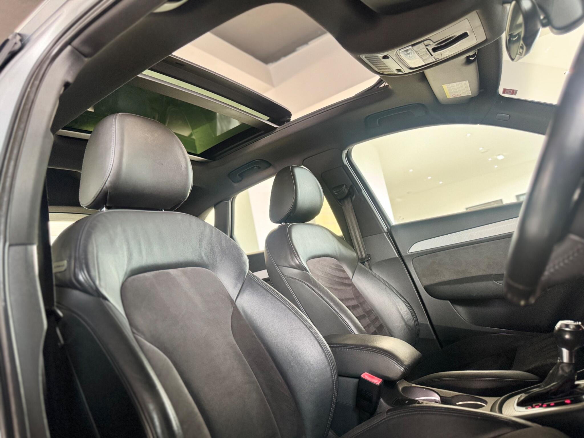 Audi Q3 view 28