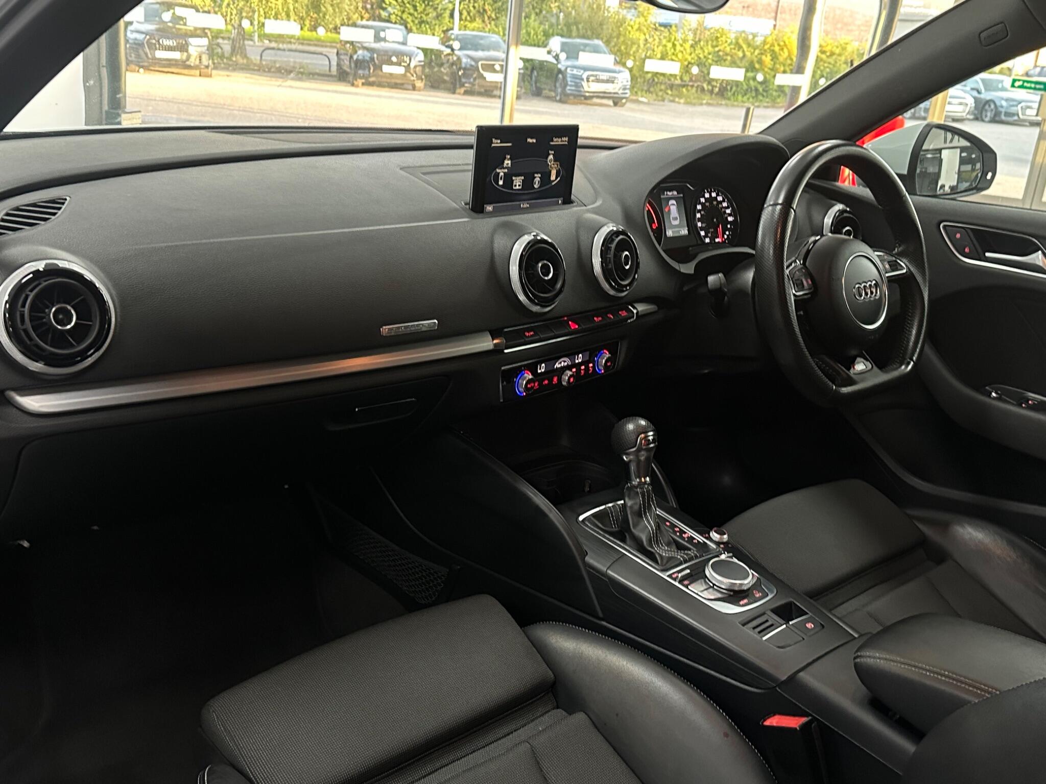 Audi A3 view 28