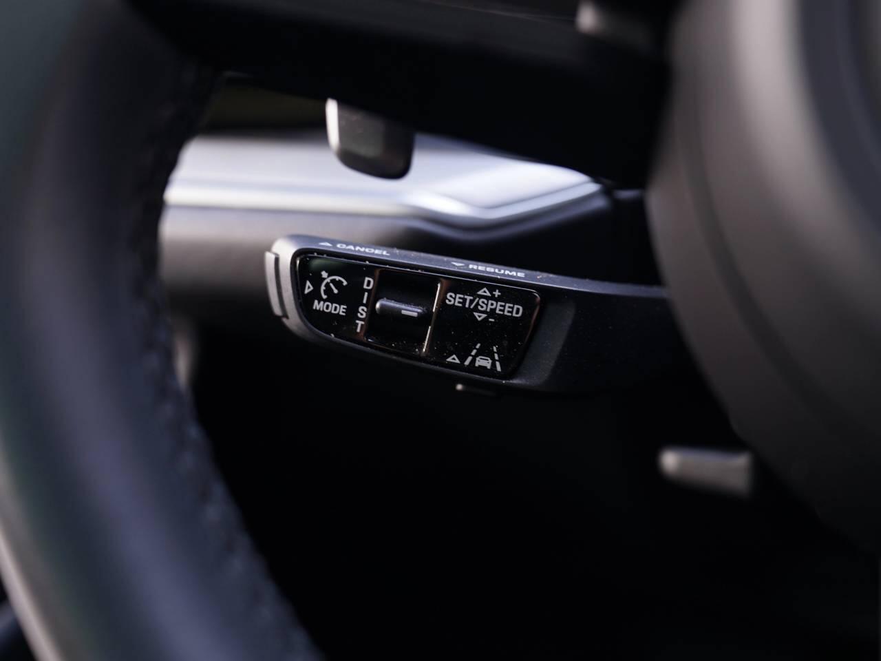 Porsche Cayenne view 30