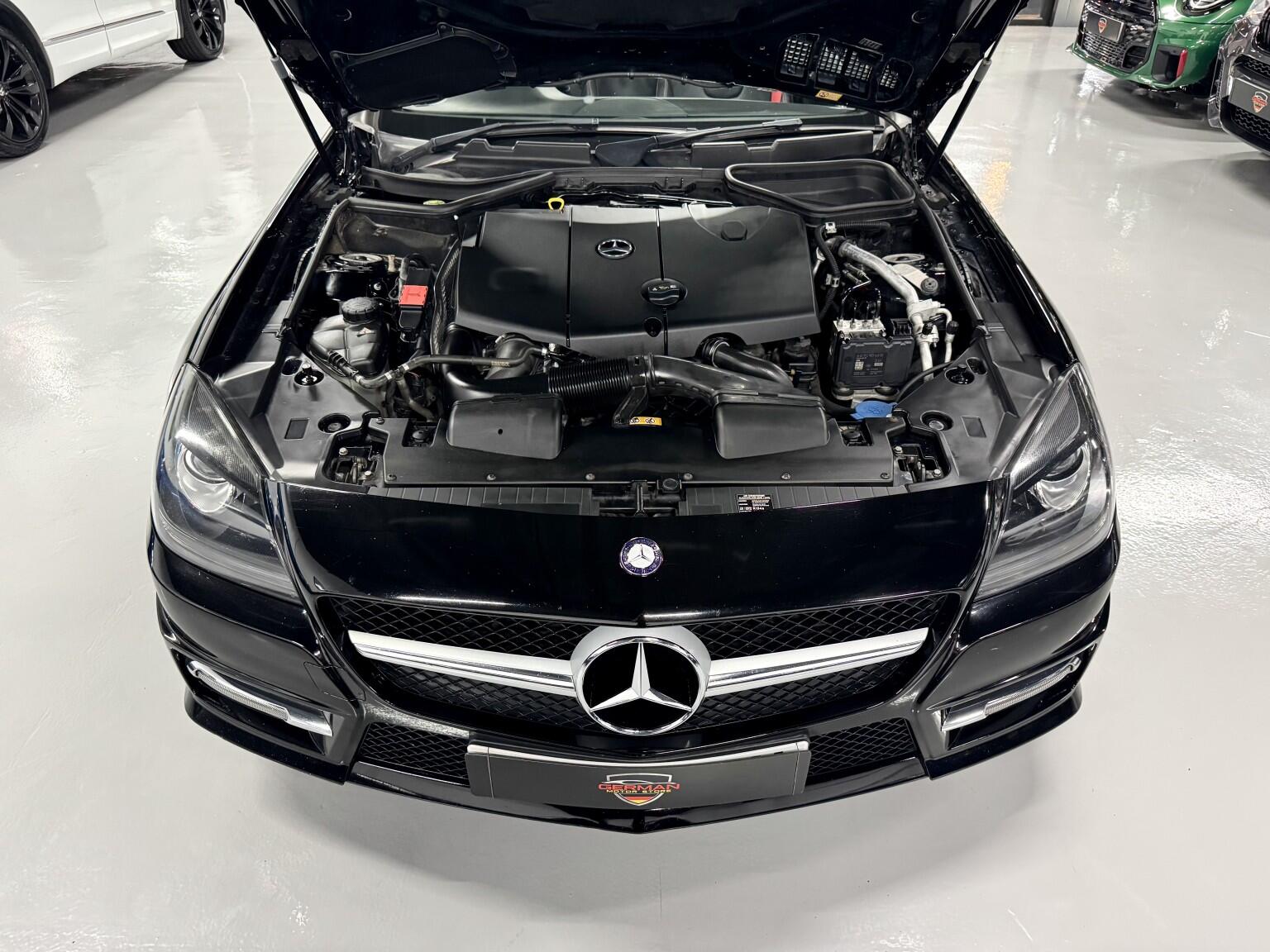 Mercedes-Benz SLK view 28