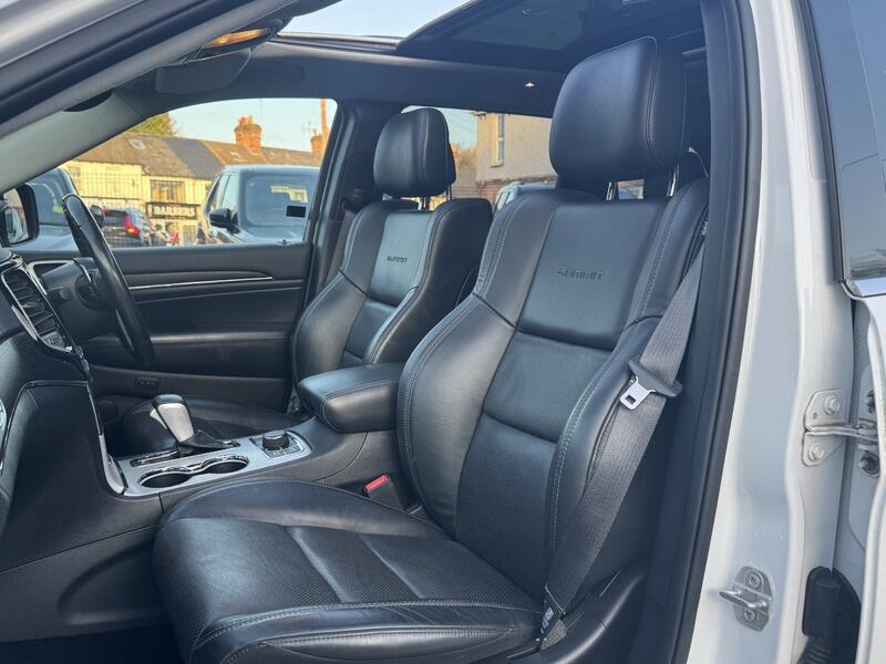 2019 Jeep Grand Cherokee 3.0 V6 MultiJetII Summit Auto 4WD Euro 6 (s/s) 5dr • 45,000 miles image 28