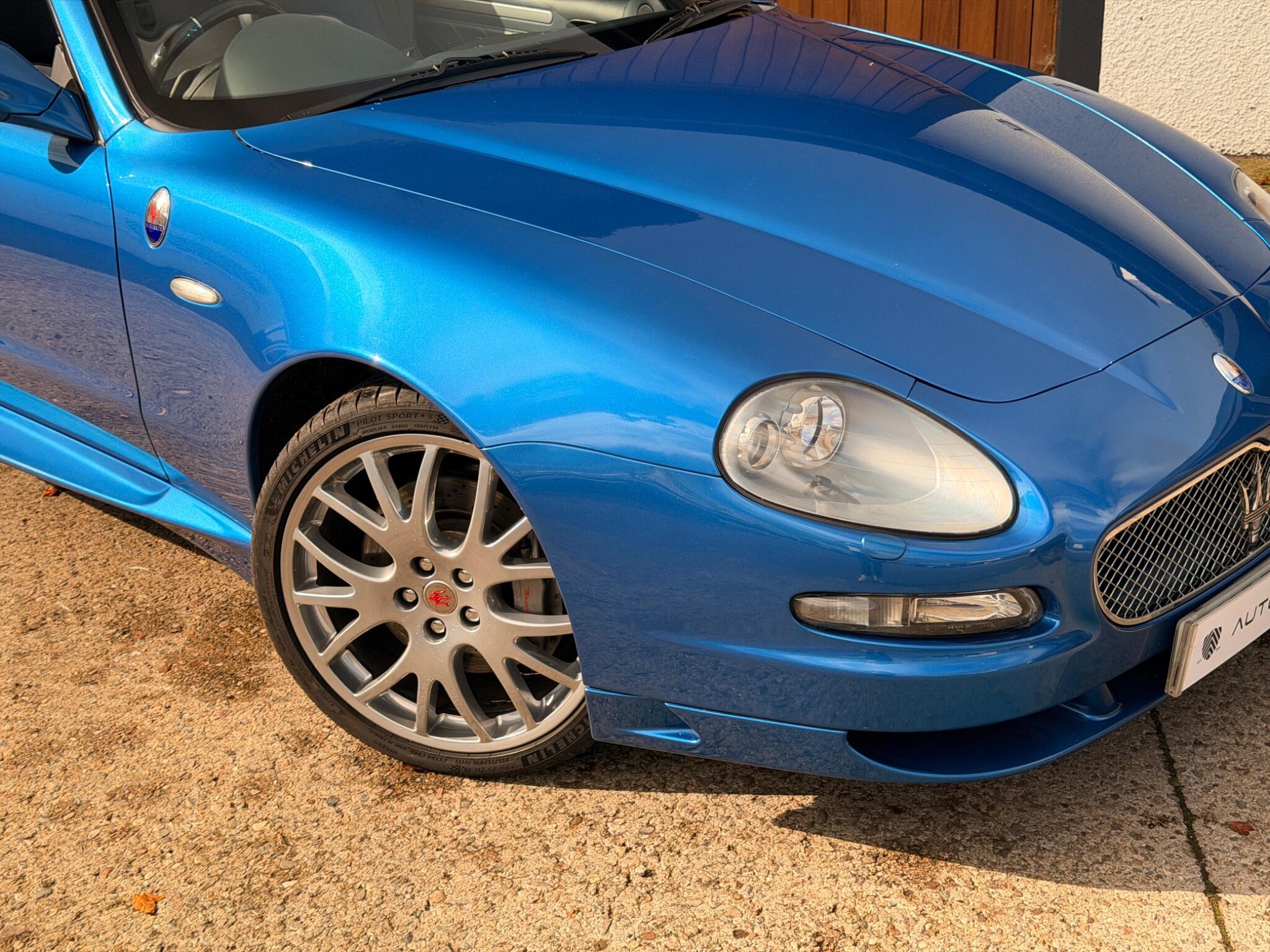 Maserati Spyder view 12