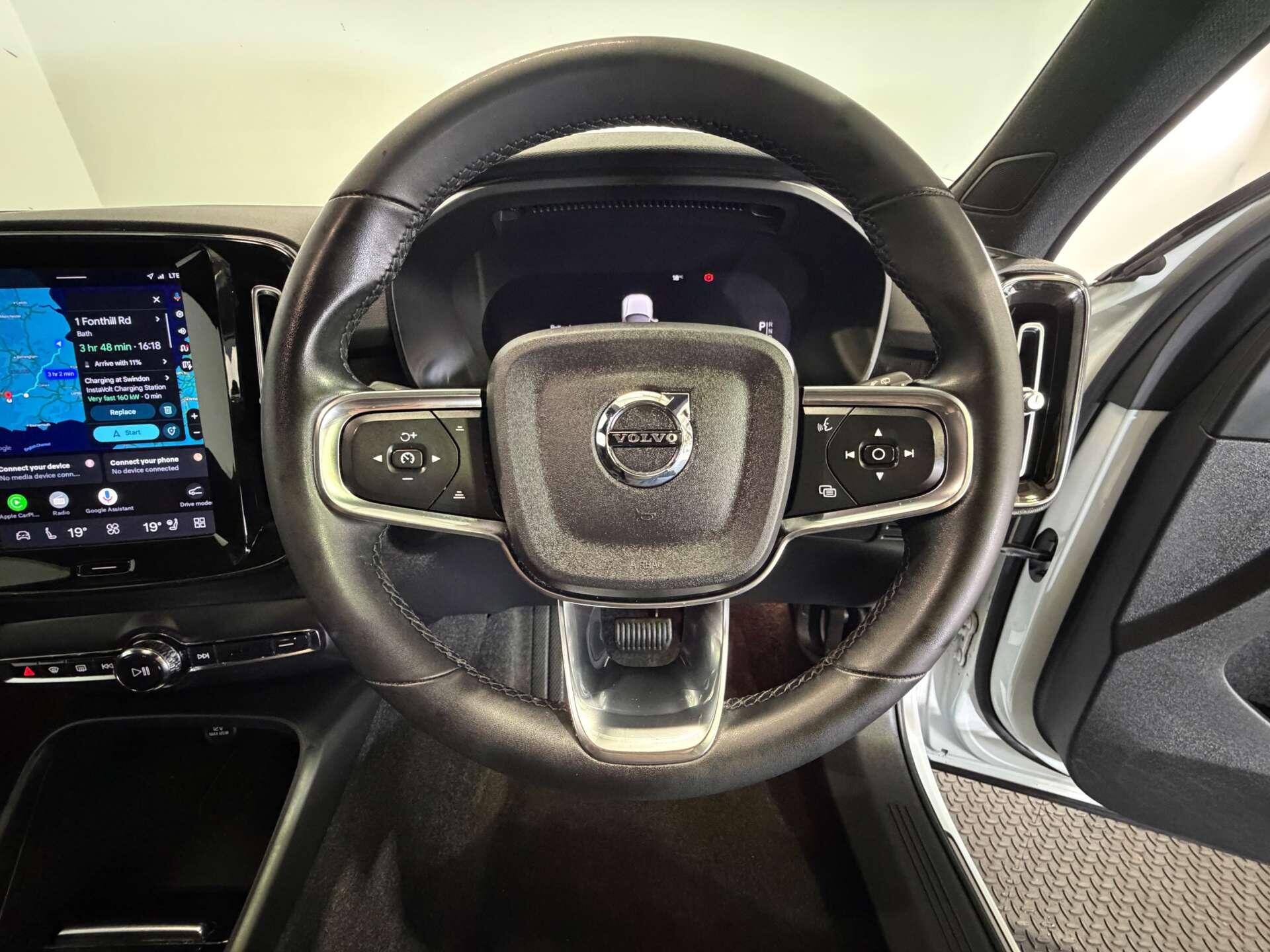 Volvo XC40 view 30