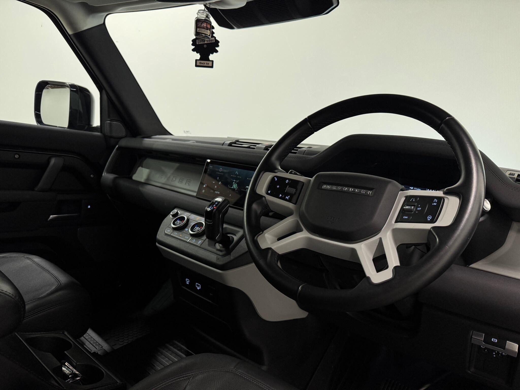 Land Rover Defender view 11