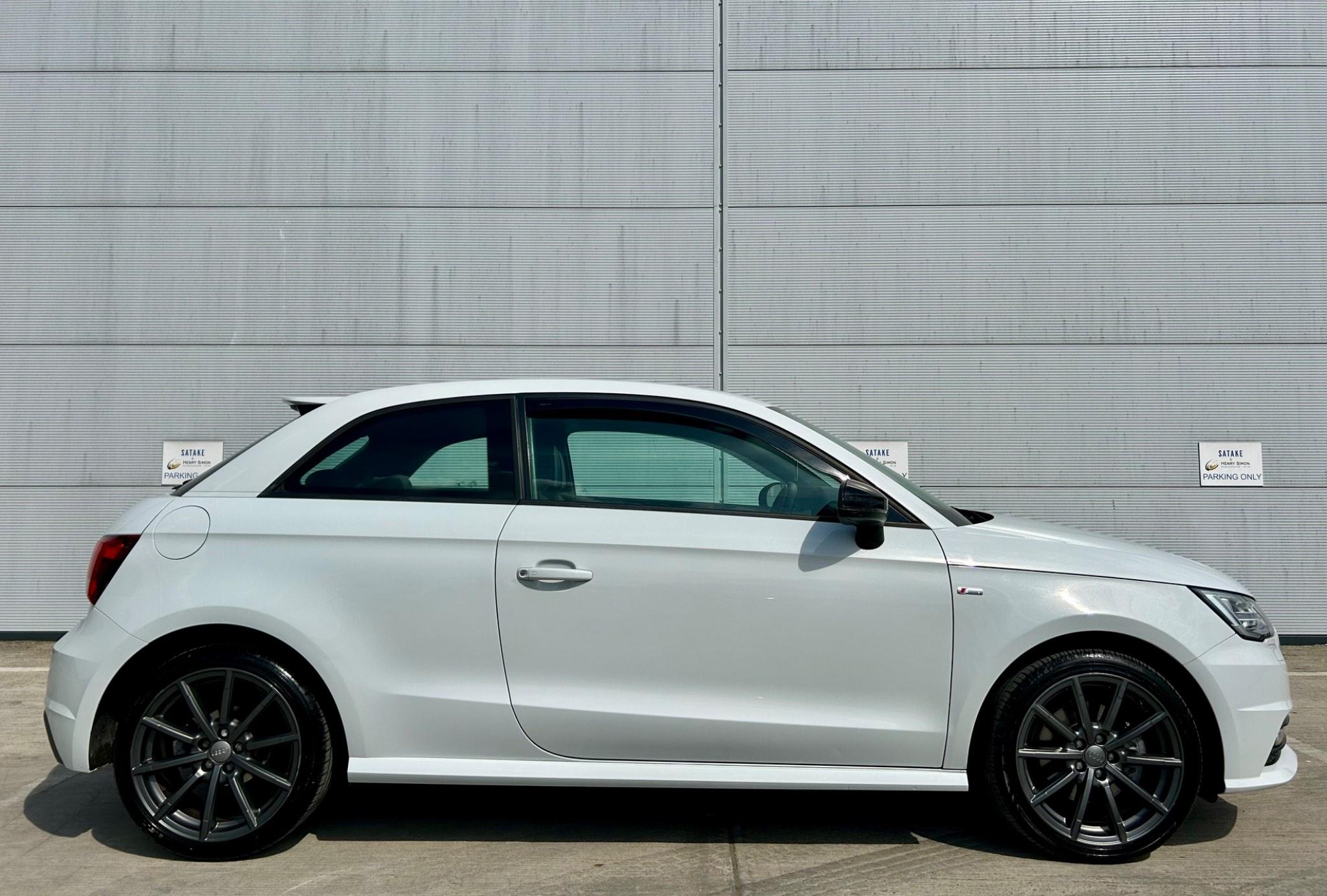 Audi A1 view 8