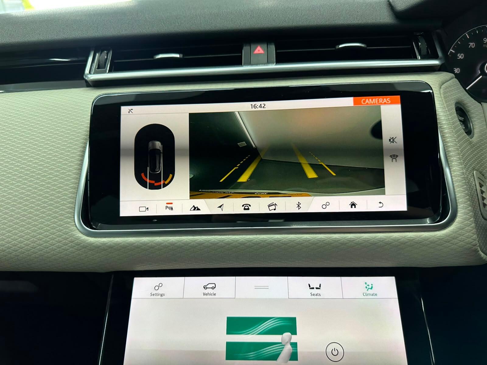 Land Rover Range Rover Velar view 57