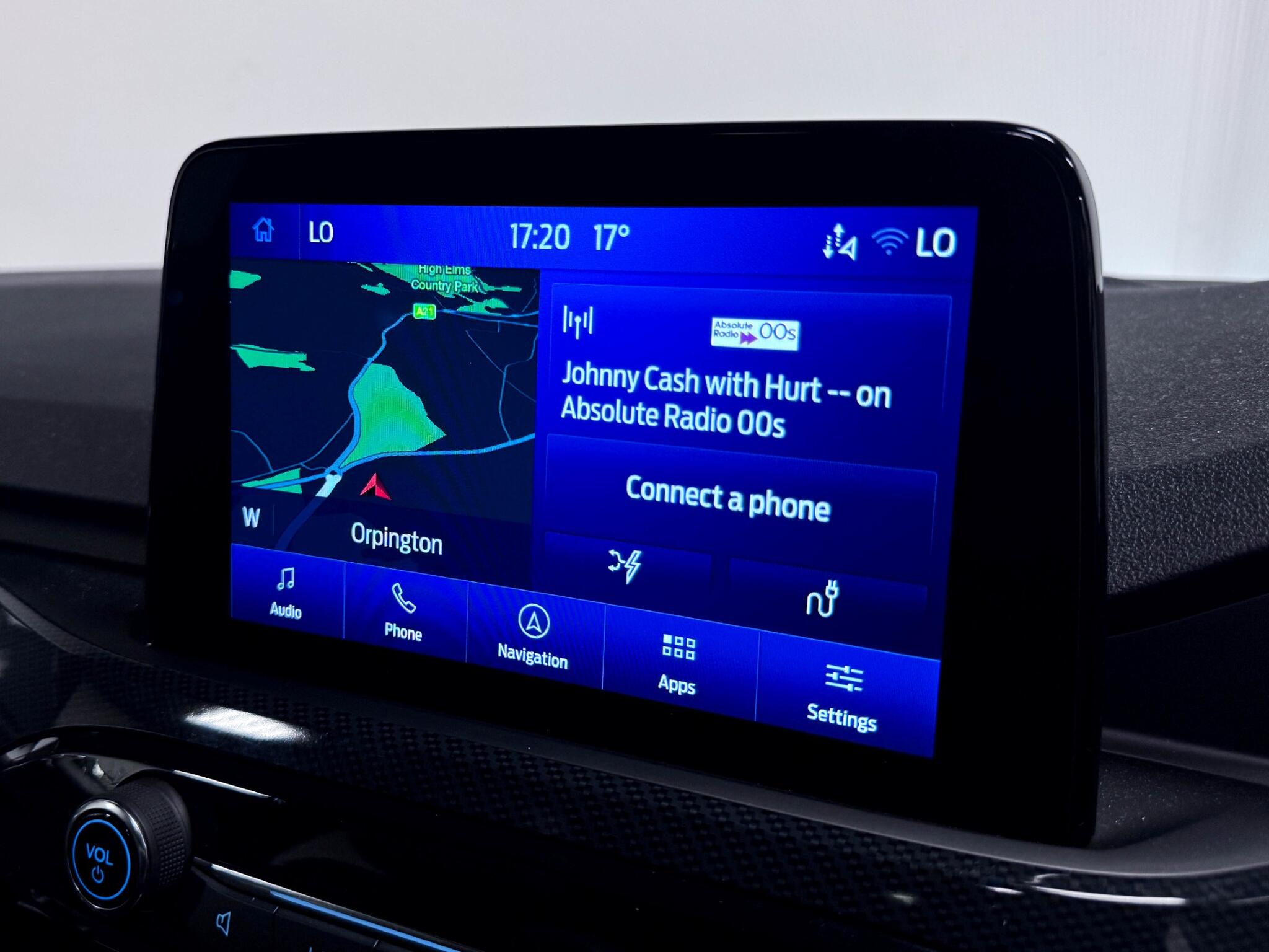Ford Kuga view 34