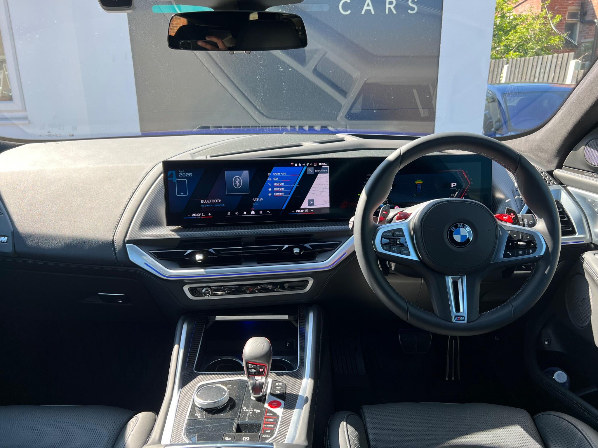 BMW XM view 45