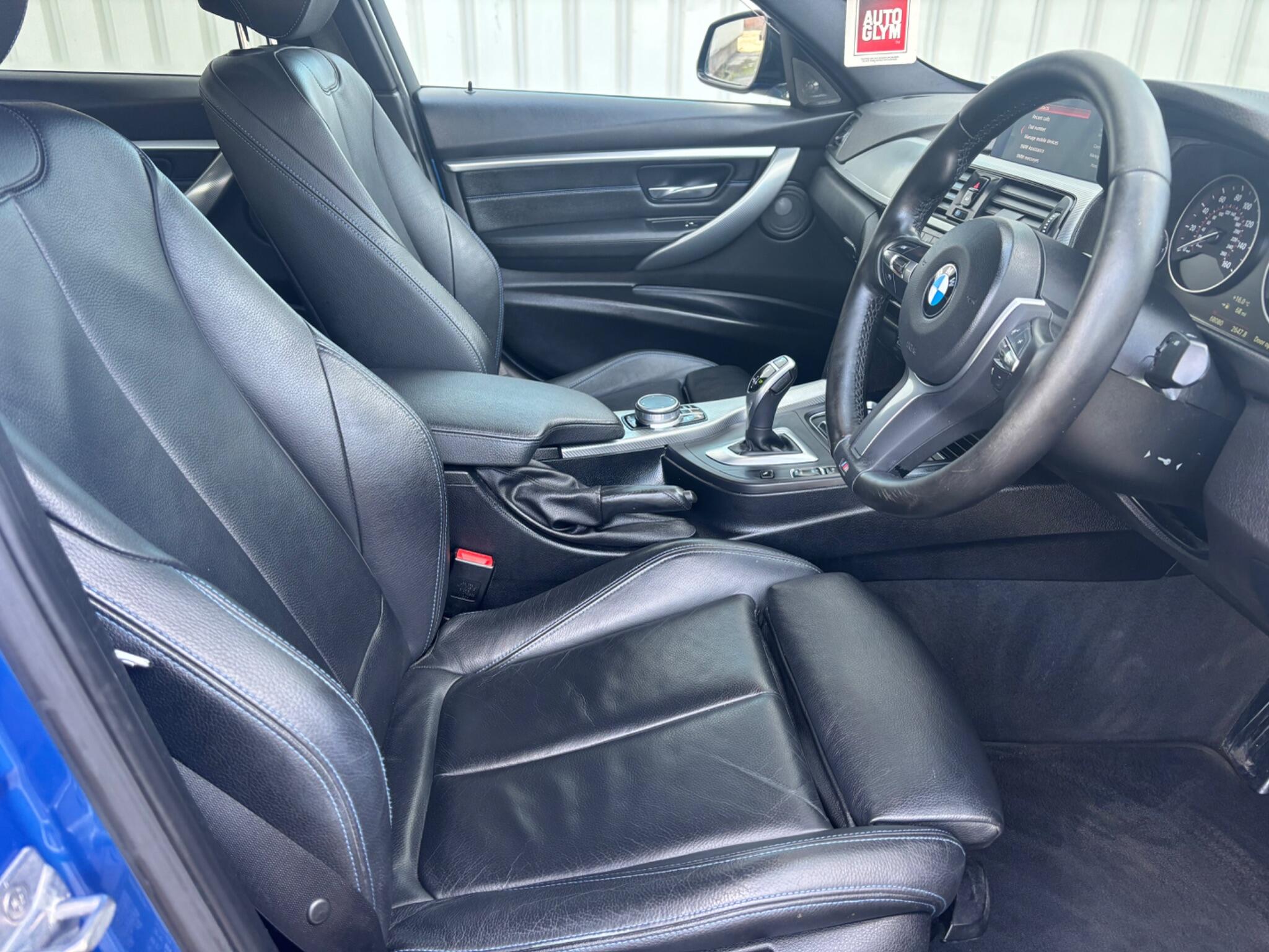 BMW 3 Series view 13