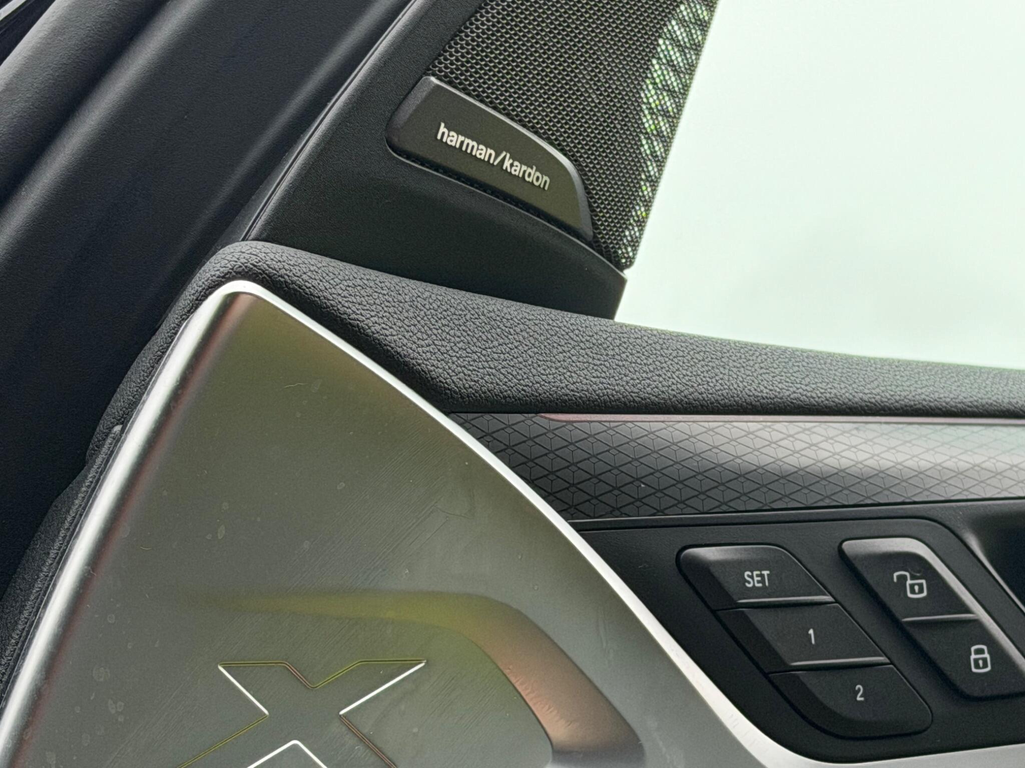 BMW X3 view 23
