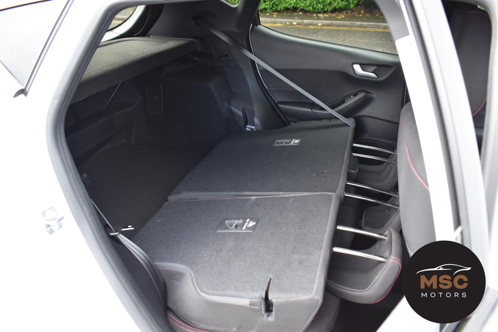 Ford Fiesta view 37