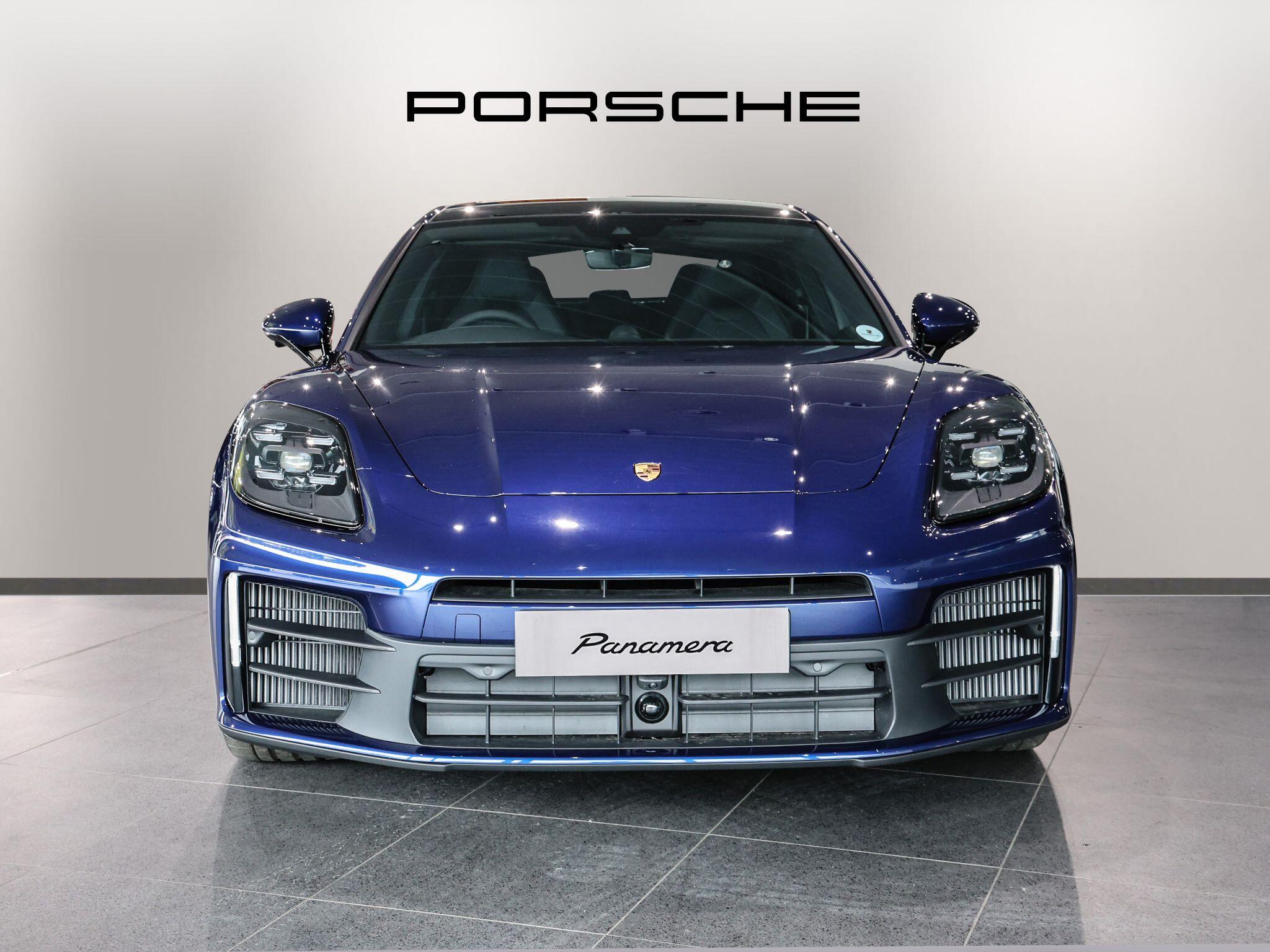 Porsche Panamera view 37