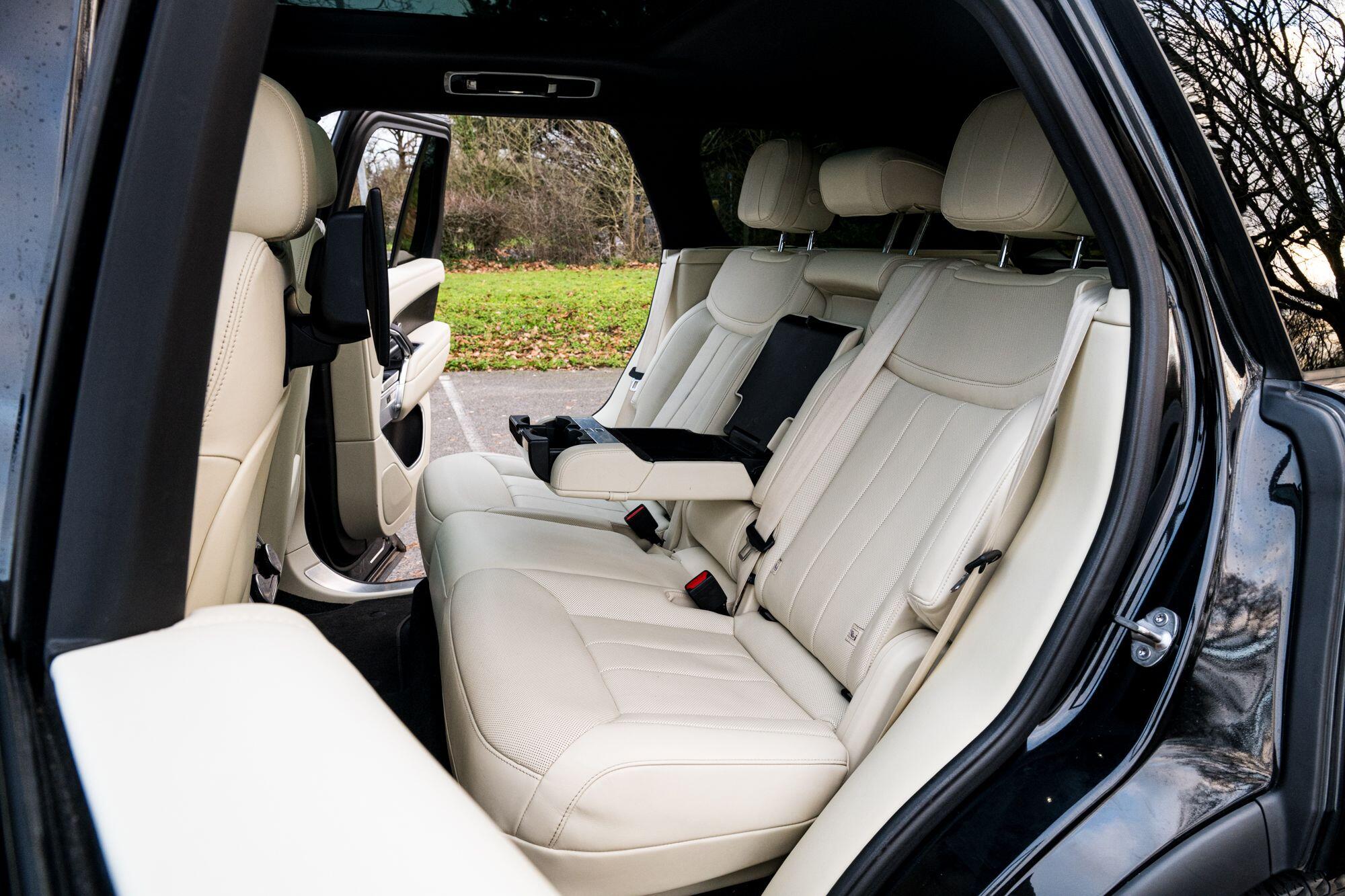 Land Rover Range Rover view 37