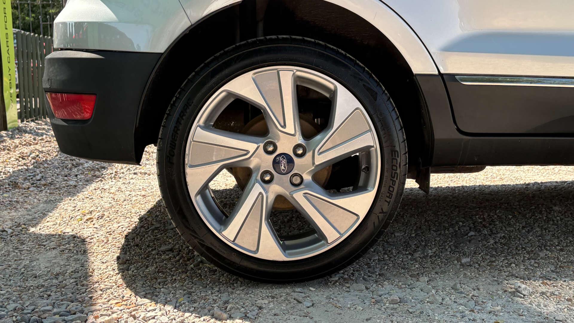 Ford Ecosport view 34