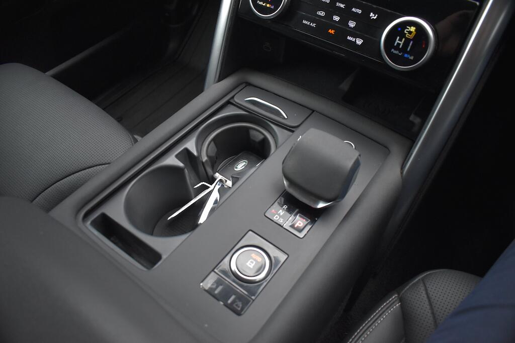 Land Rover Discovery 3 view 49