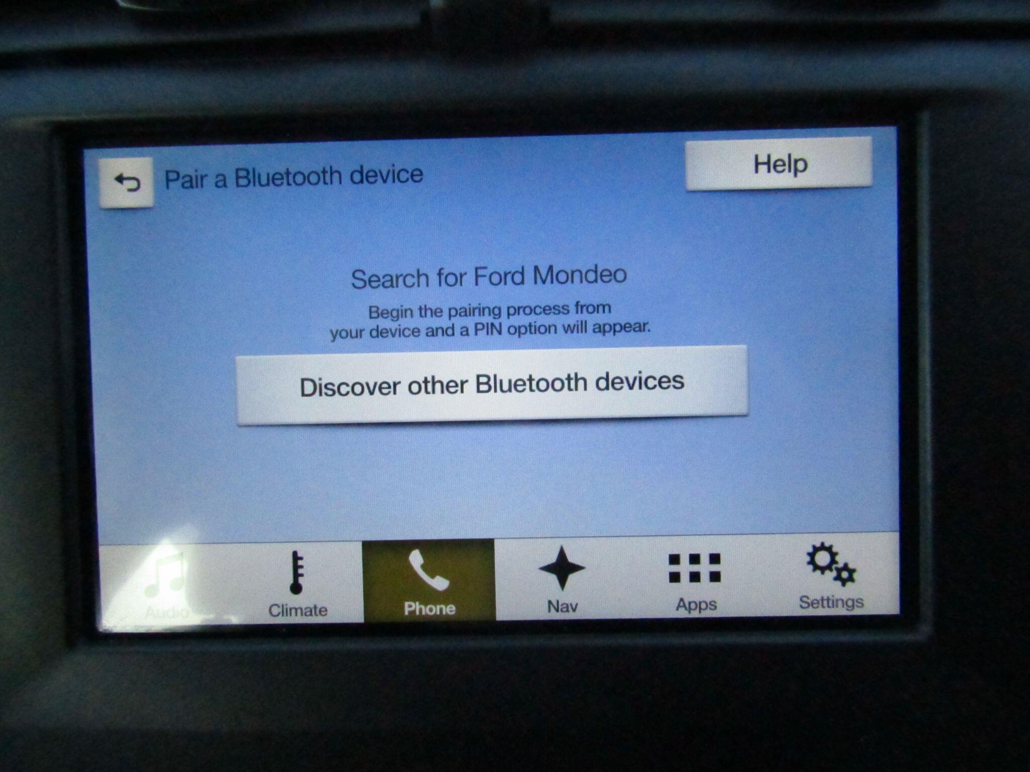 Ford Mondeo view 26