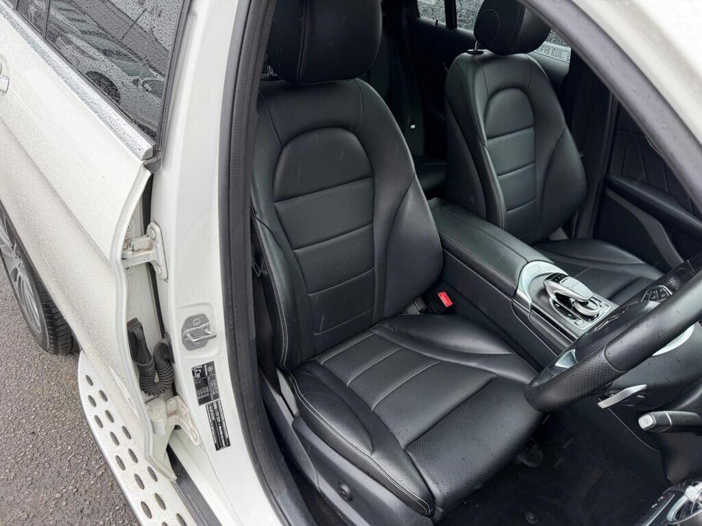 Mercedes-Benz GLC view 18
