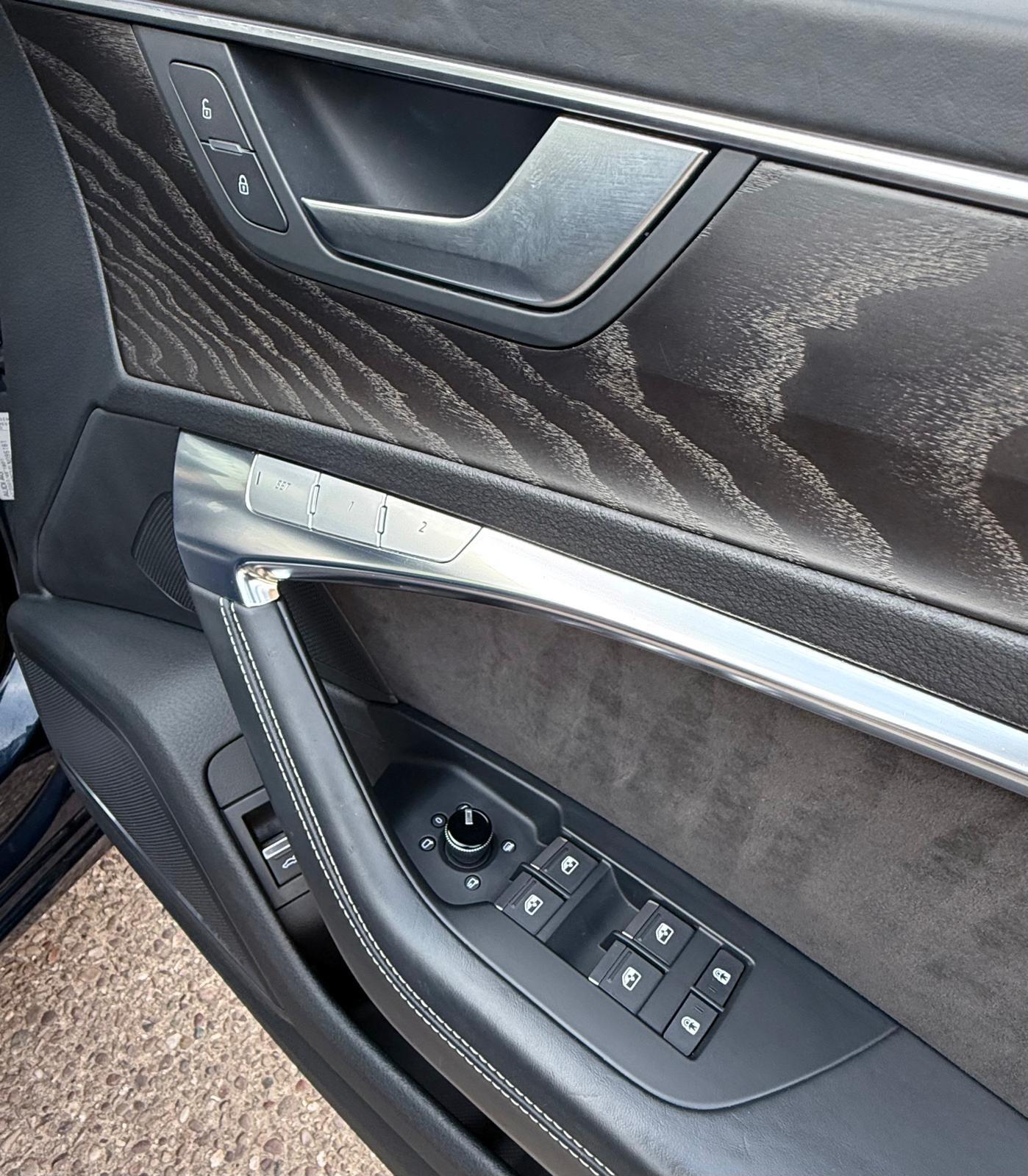 Audi A6 Saloon view 59