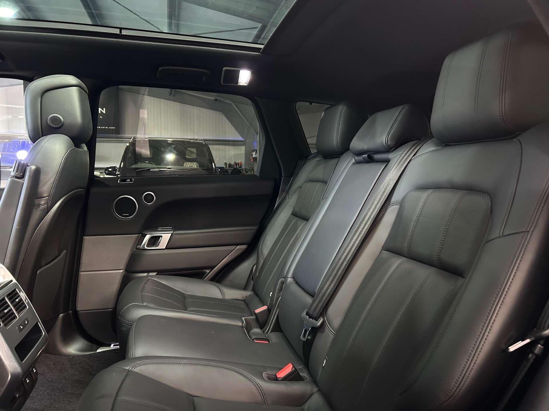 Land Rover Range Rover Sport view 18