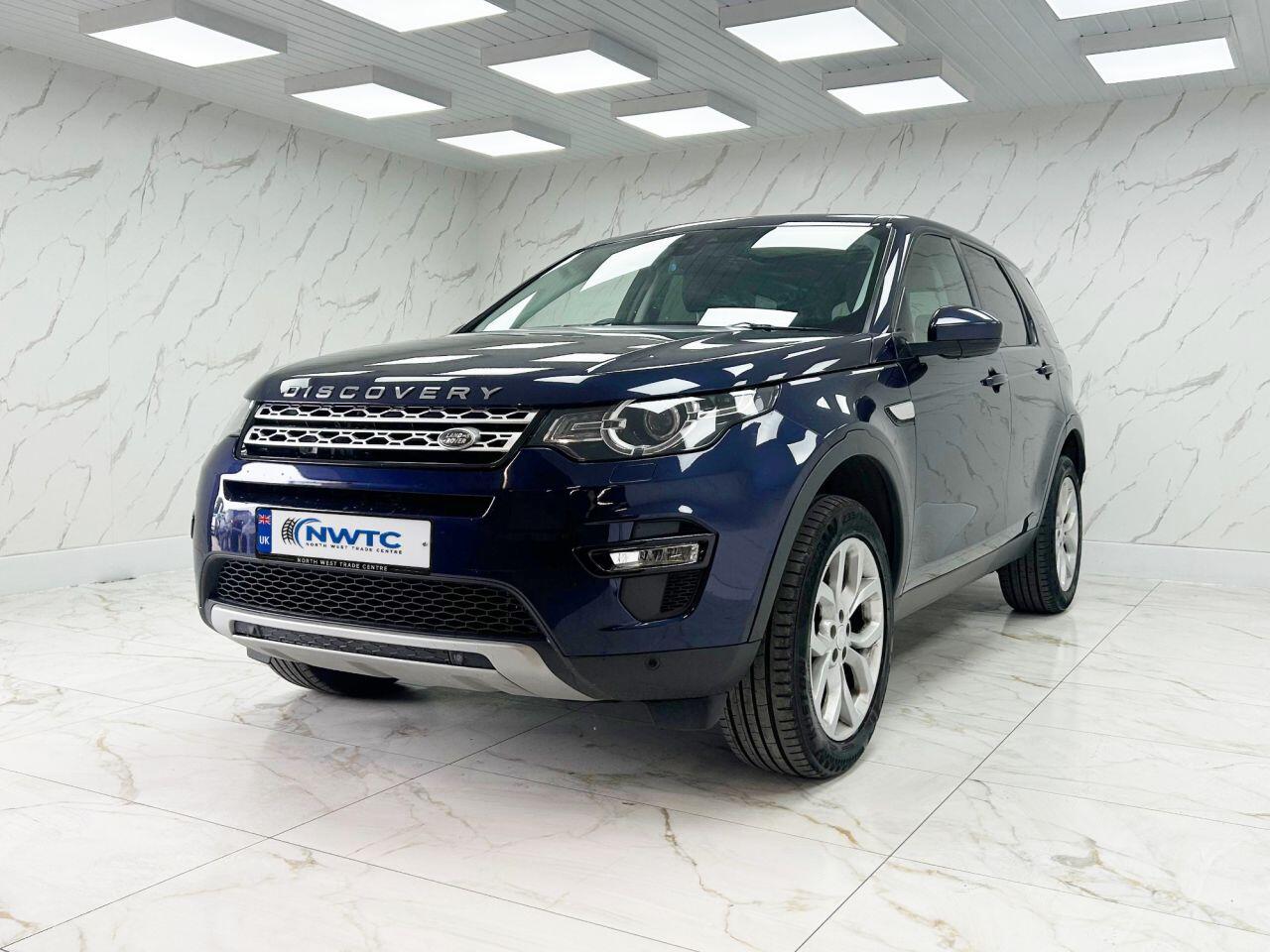 Land Rover Discovery Sport view 6