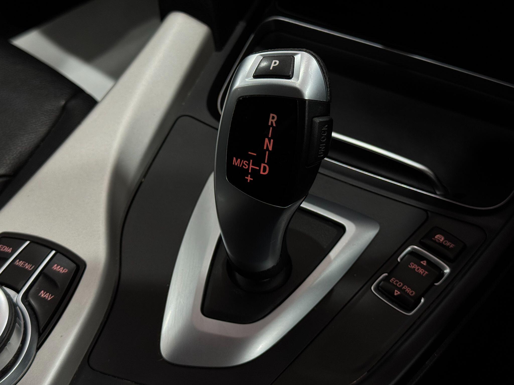 BMW 3 Series view 41