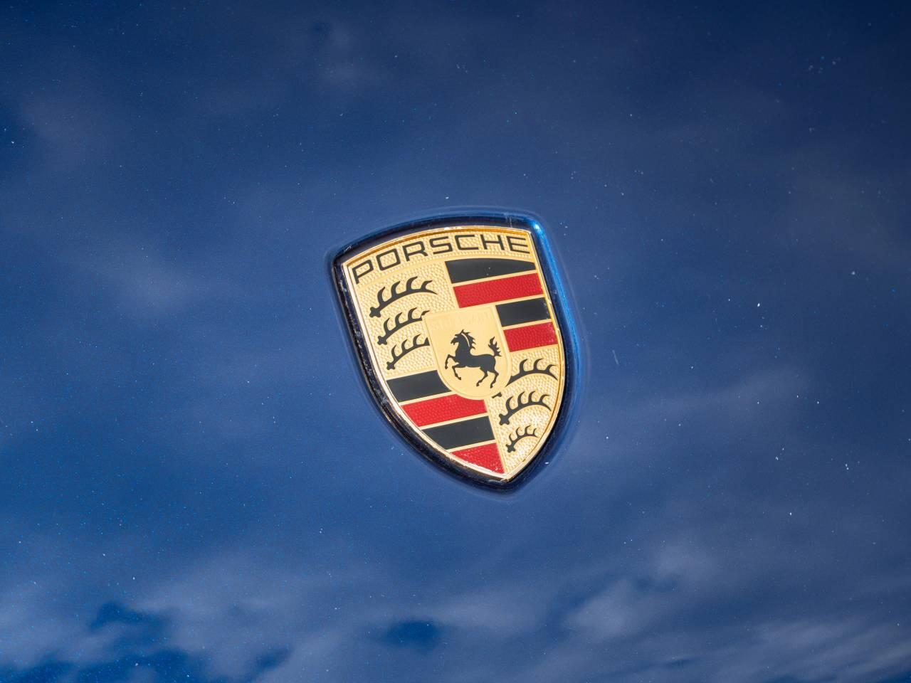 Porsche Macan view 48