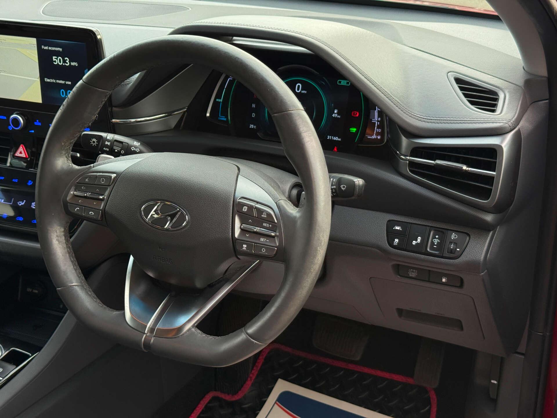 Hyundai Ioniq view 51