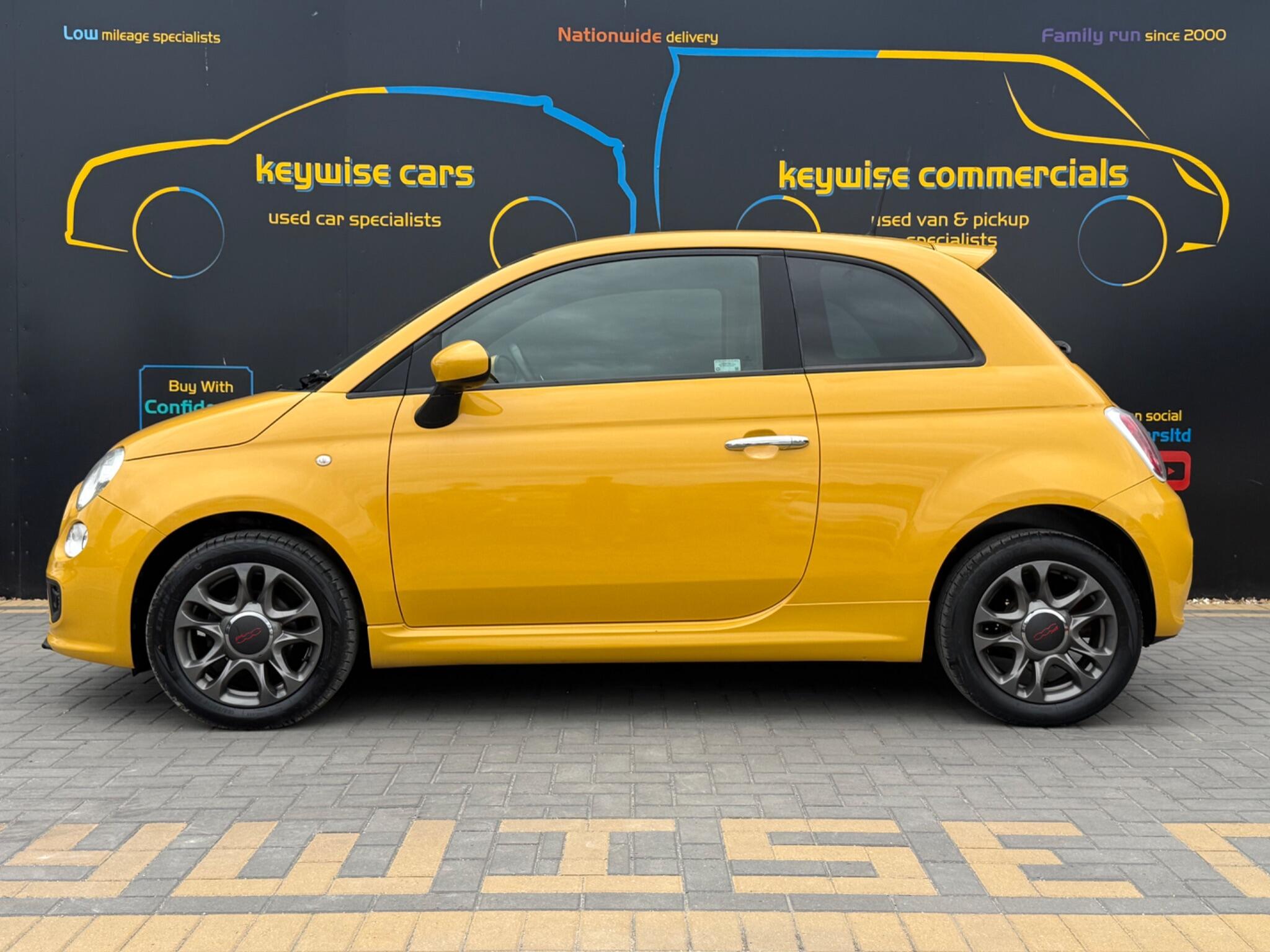 Fiat 500 view 2