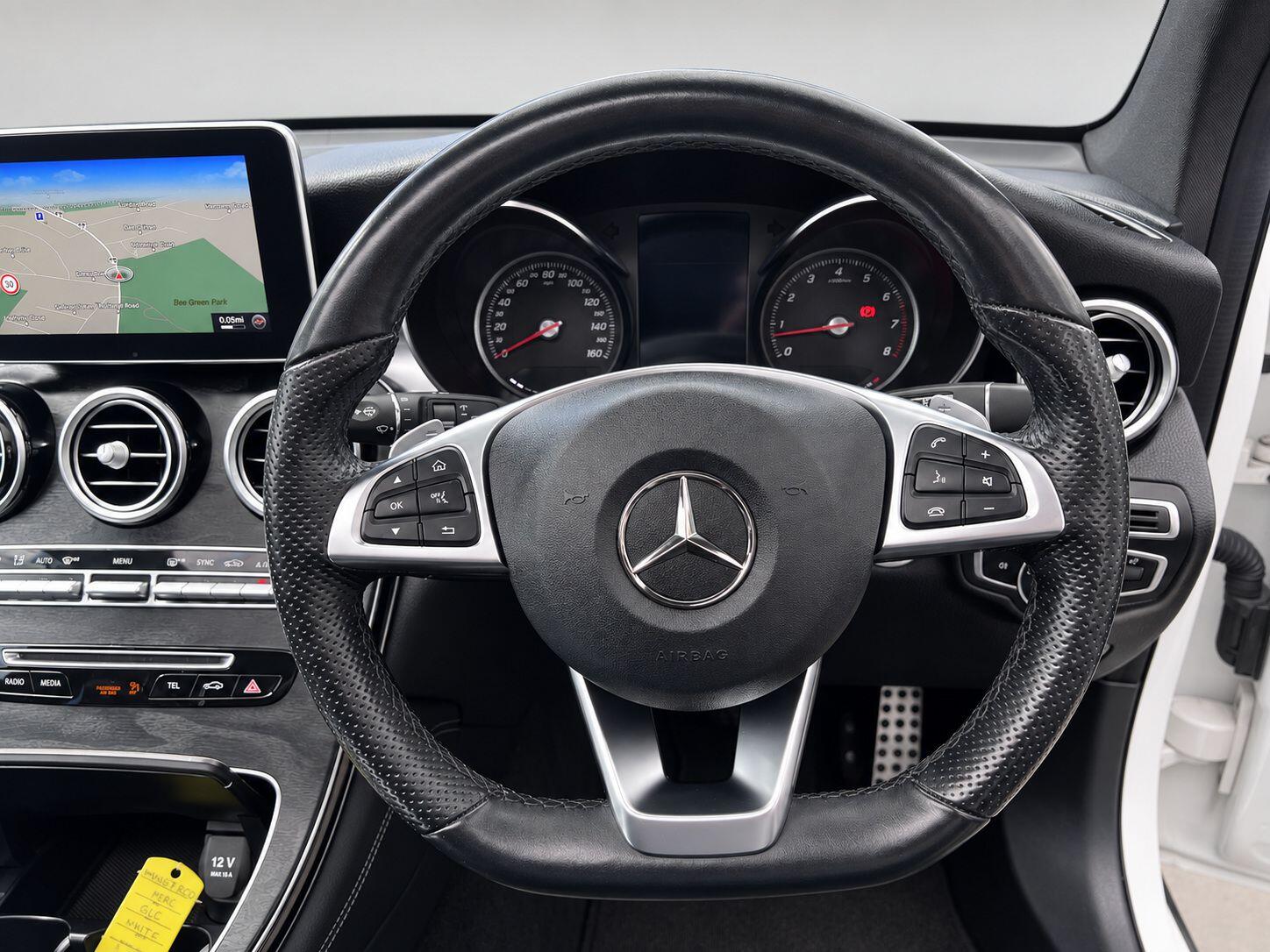 Mercedes-Benz GLC view 27