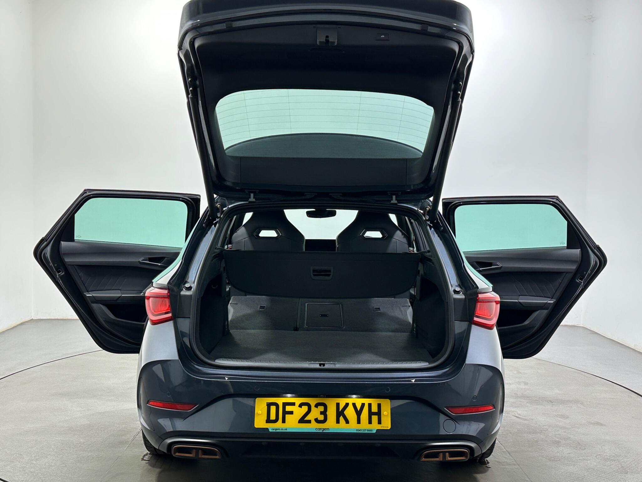 Cupra CUPRA Leon view 44