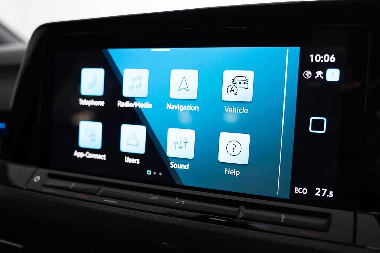 Volkswagen Golf view 14