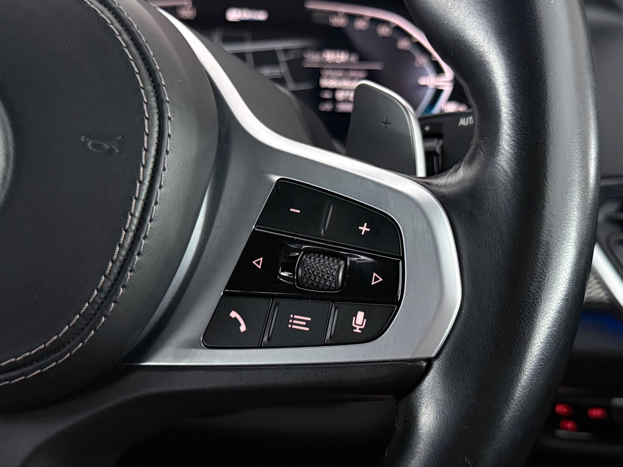 BMW X5 view 19