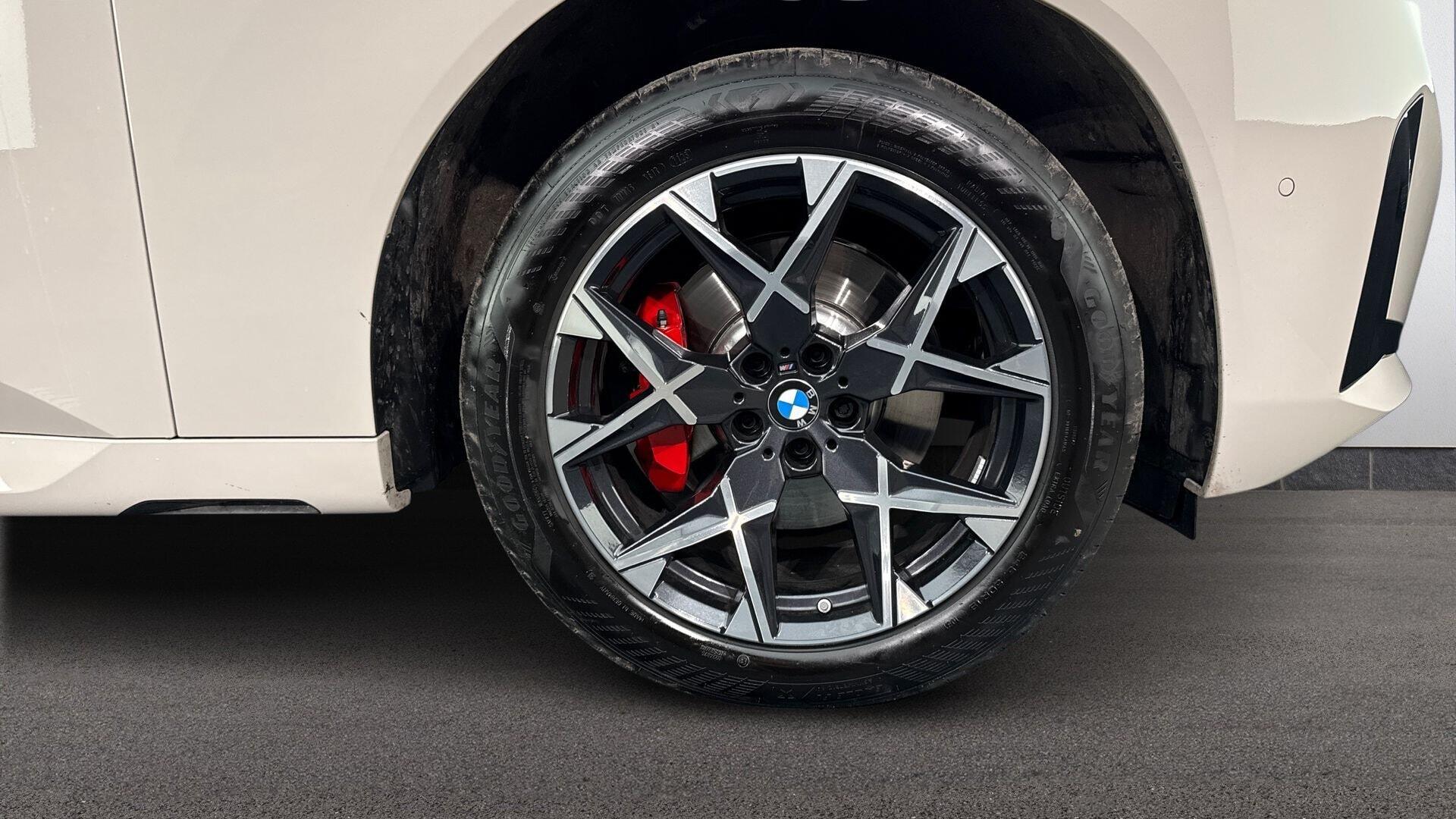 BMW X3 view 14