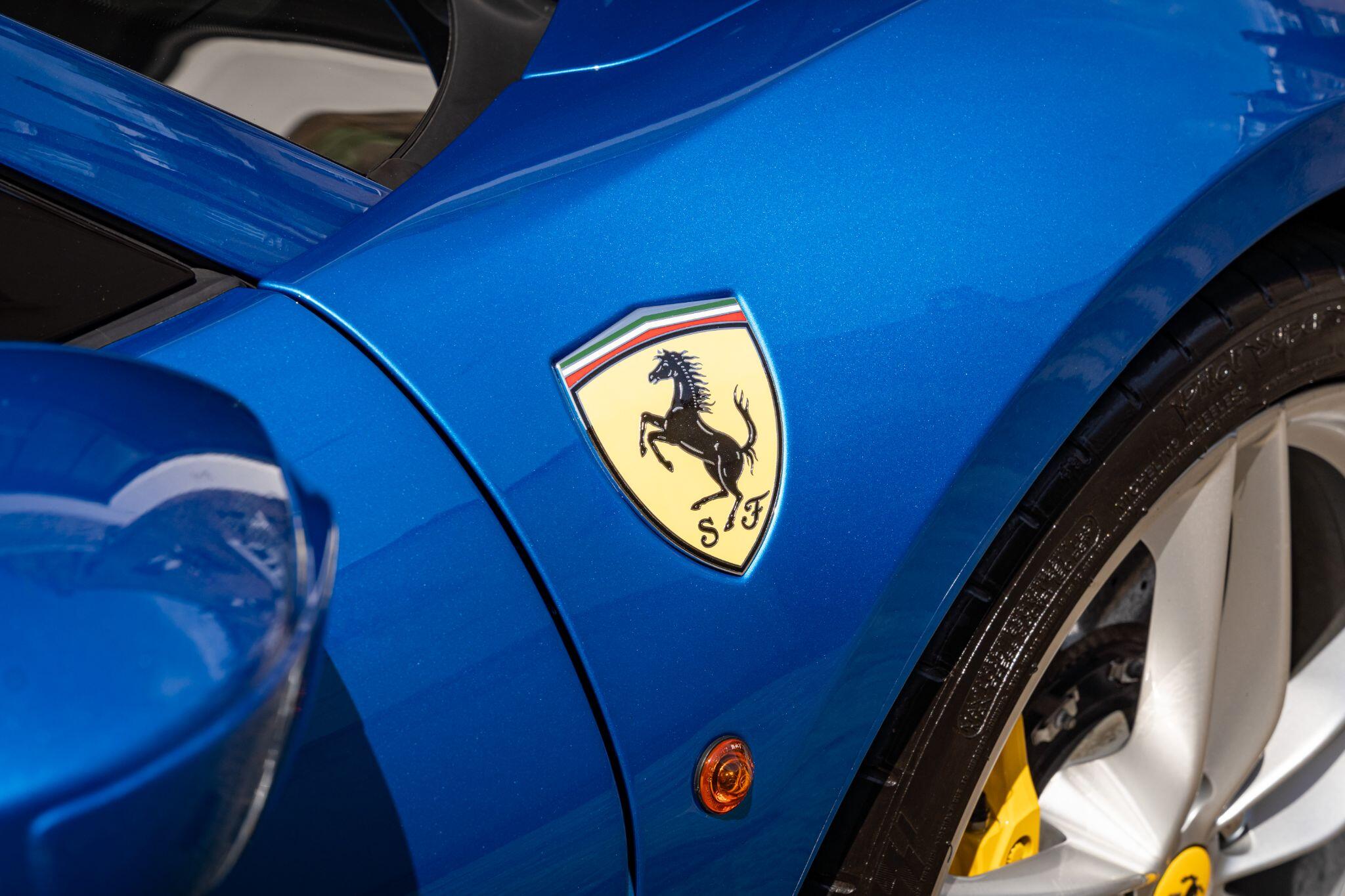Ferrari 488 view 17