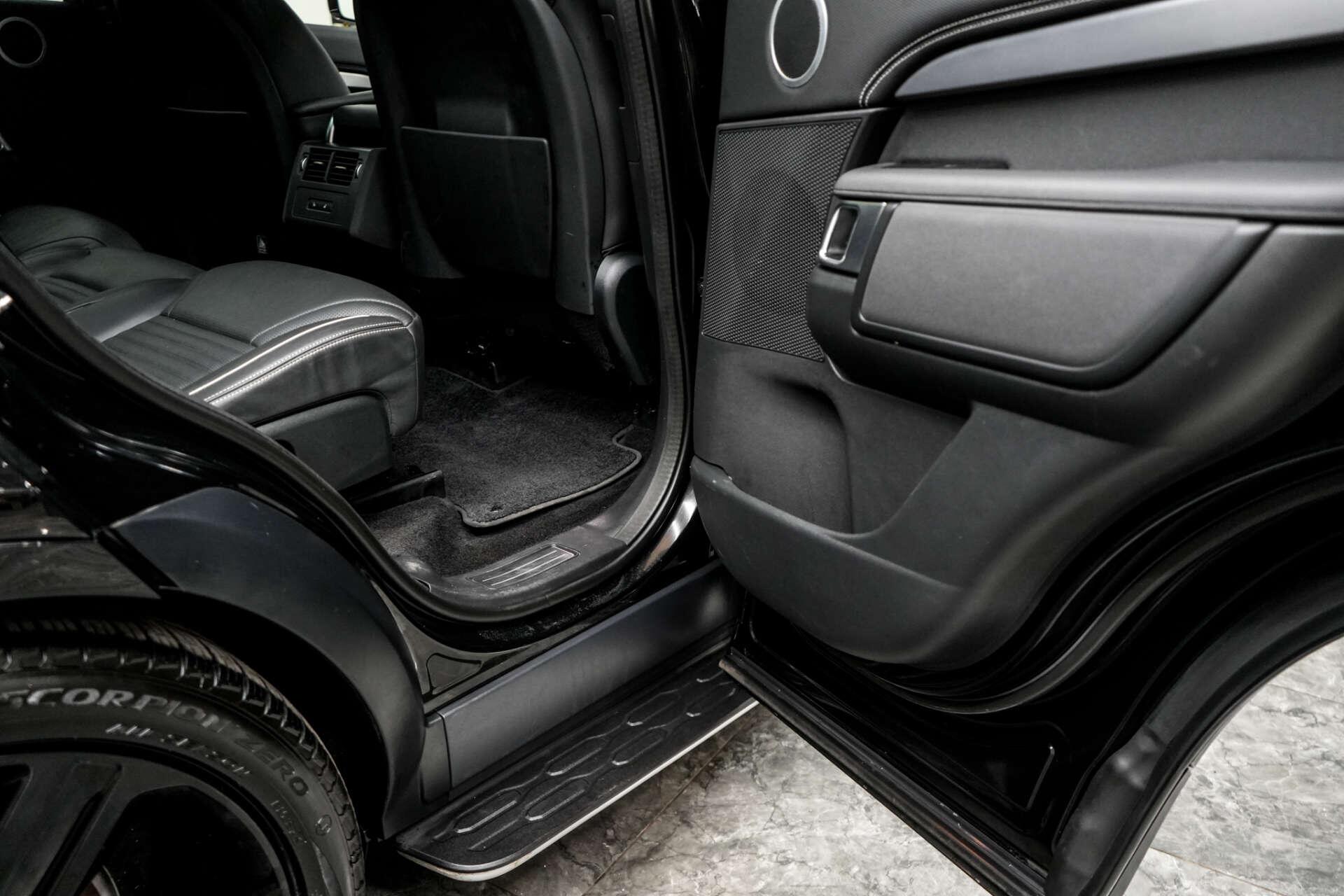 Land Rover Discovery view 22