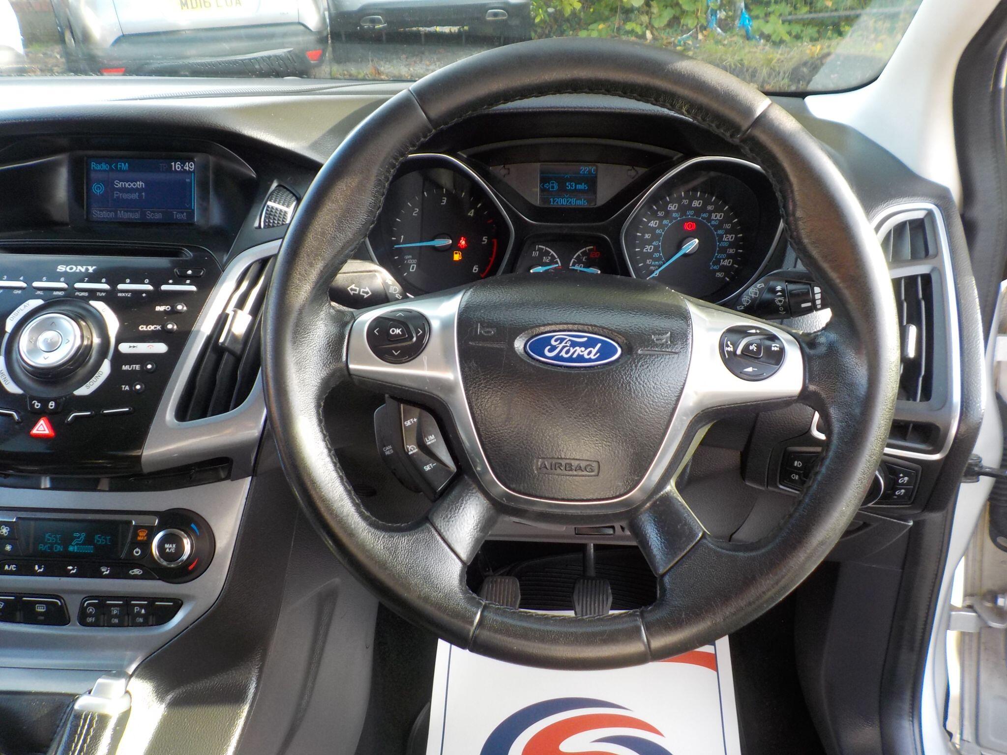 Ford Focus 1.6 TDCi Titanium Euro 5 (s/s) 5dr