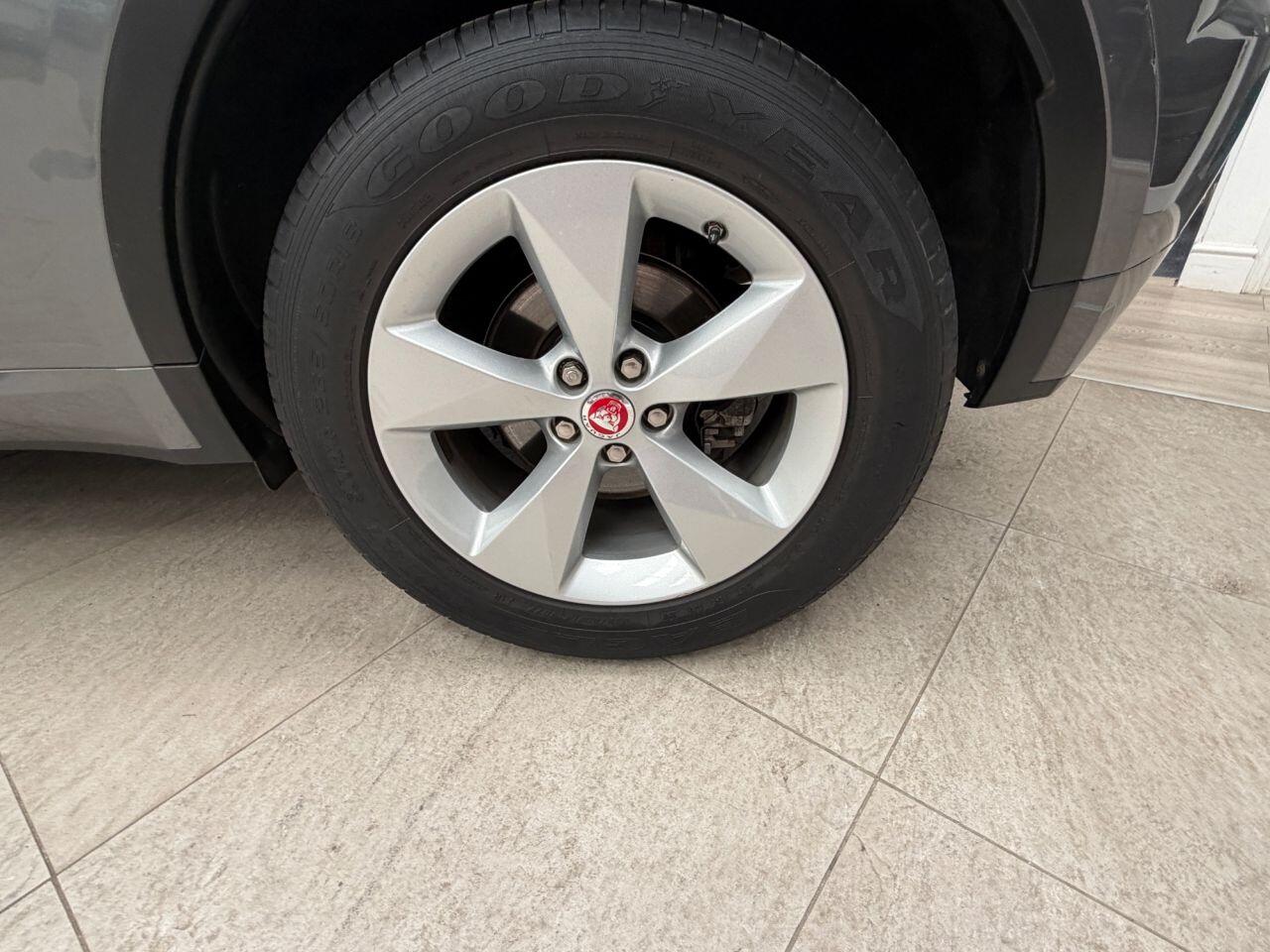 Jaguar E-Pace view 17