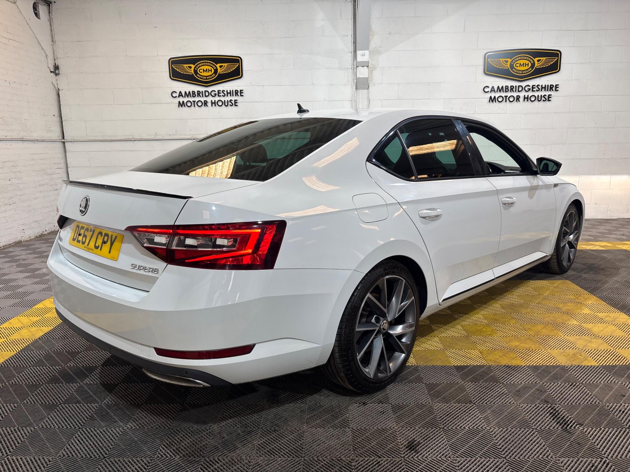 Skoda Superb view 16