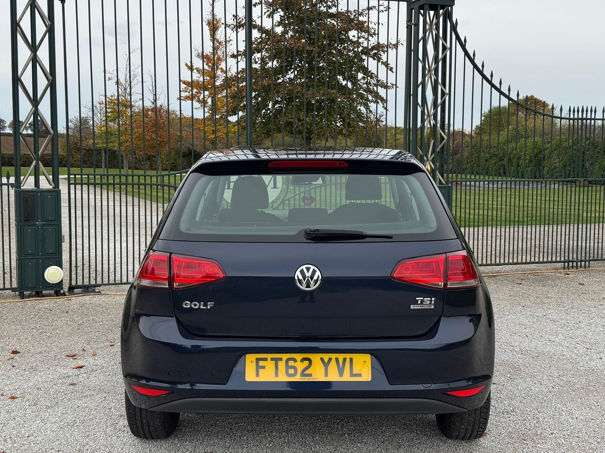 2013 Volkswagen Golf image 5