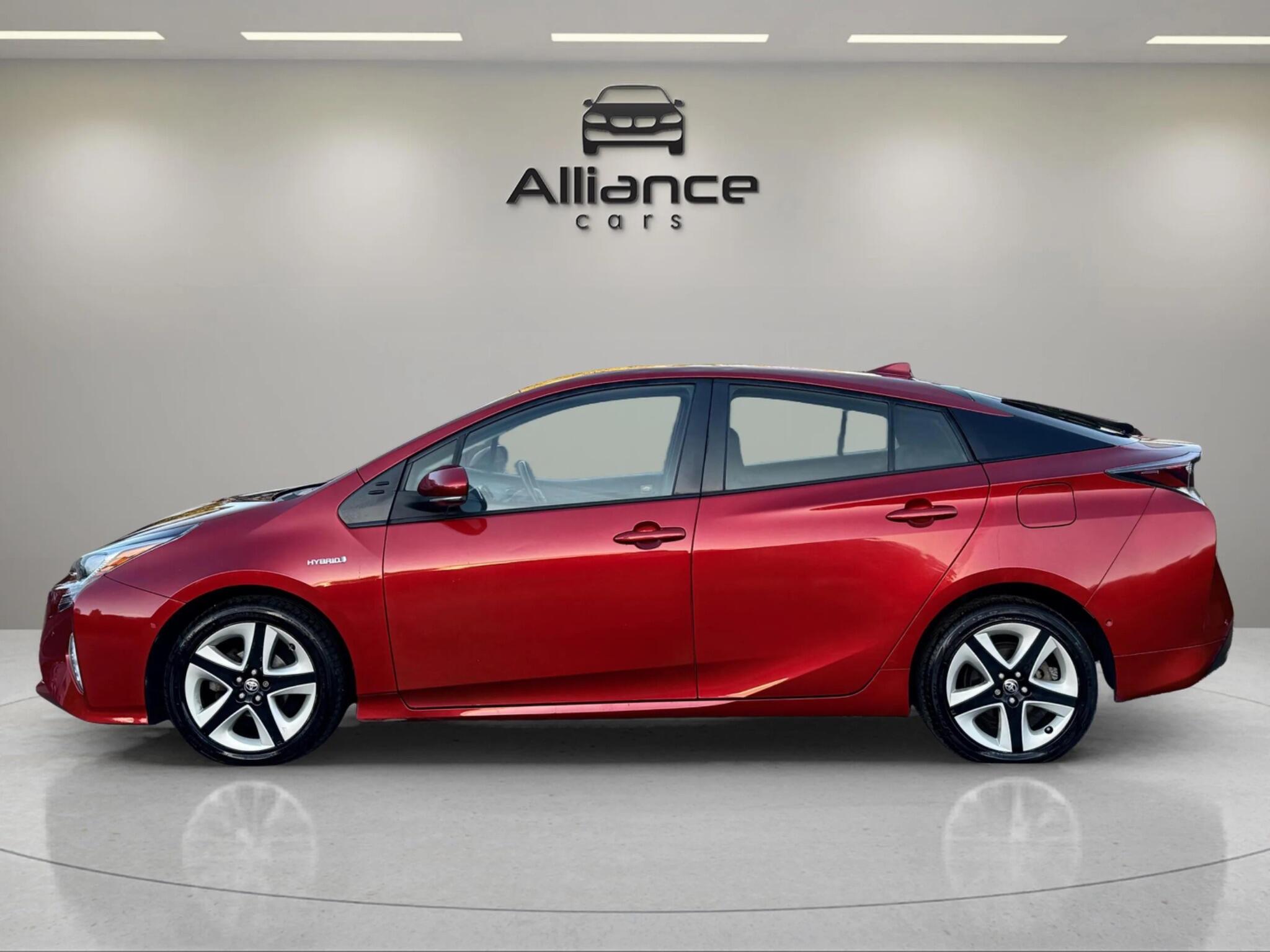 Toyota Prius view 15