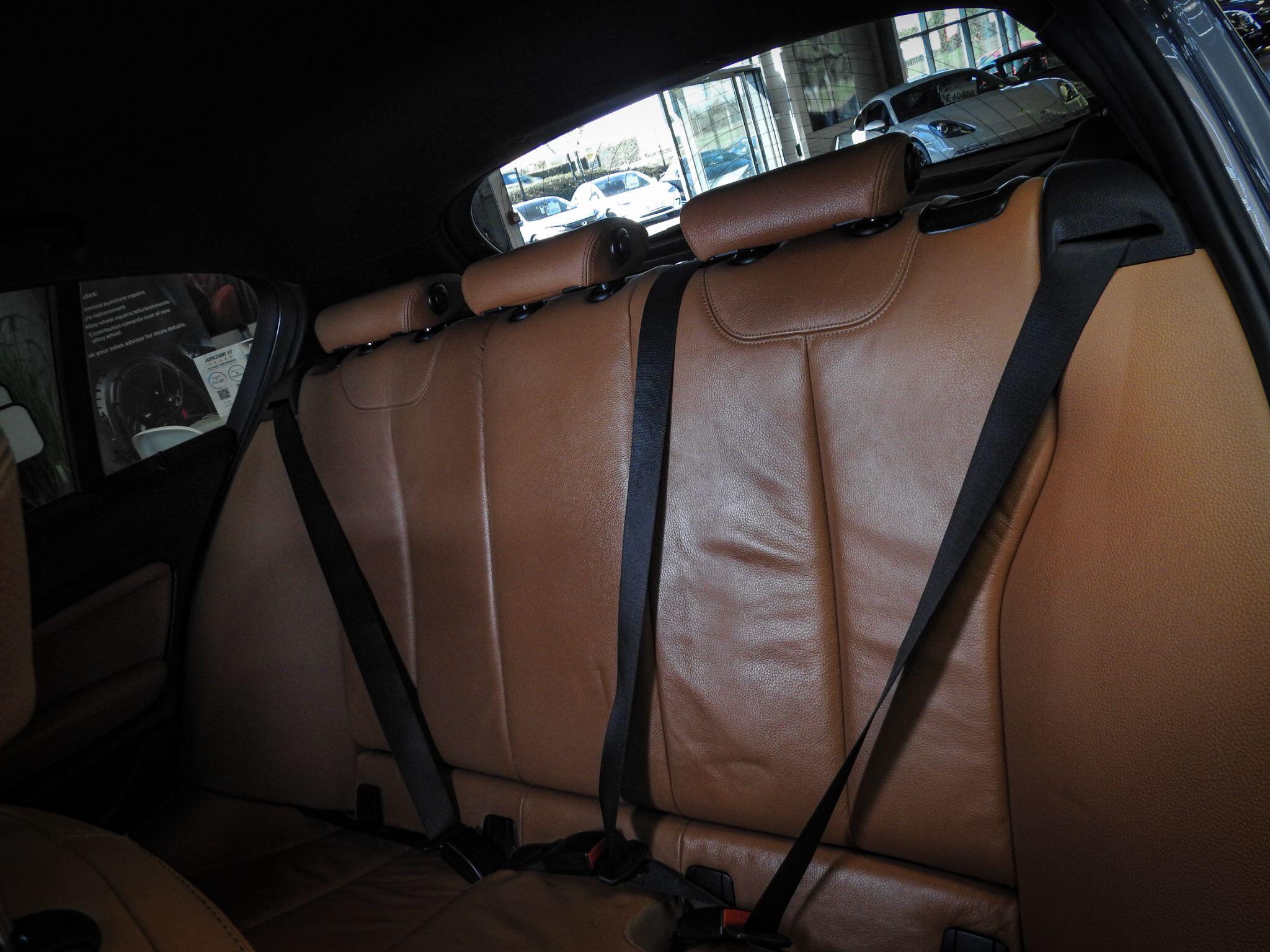 BMW 1 Series view 38