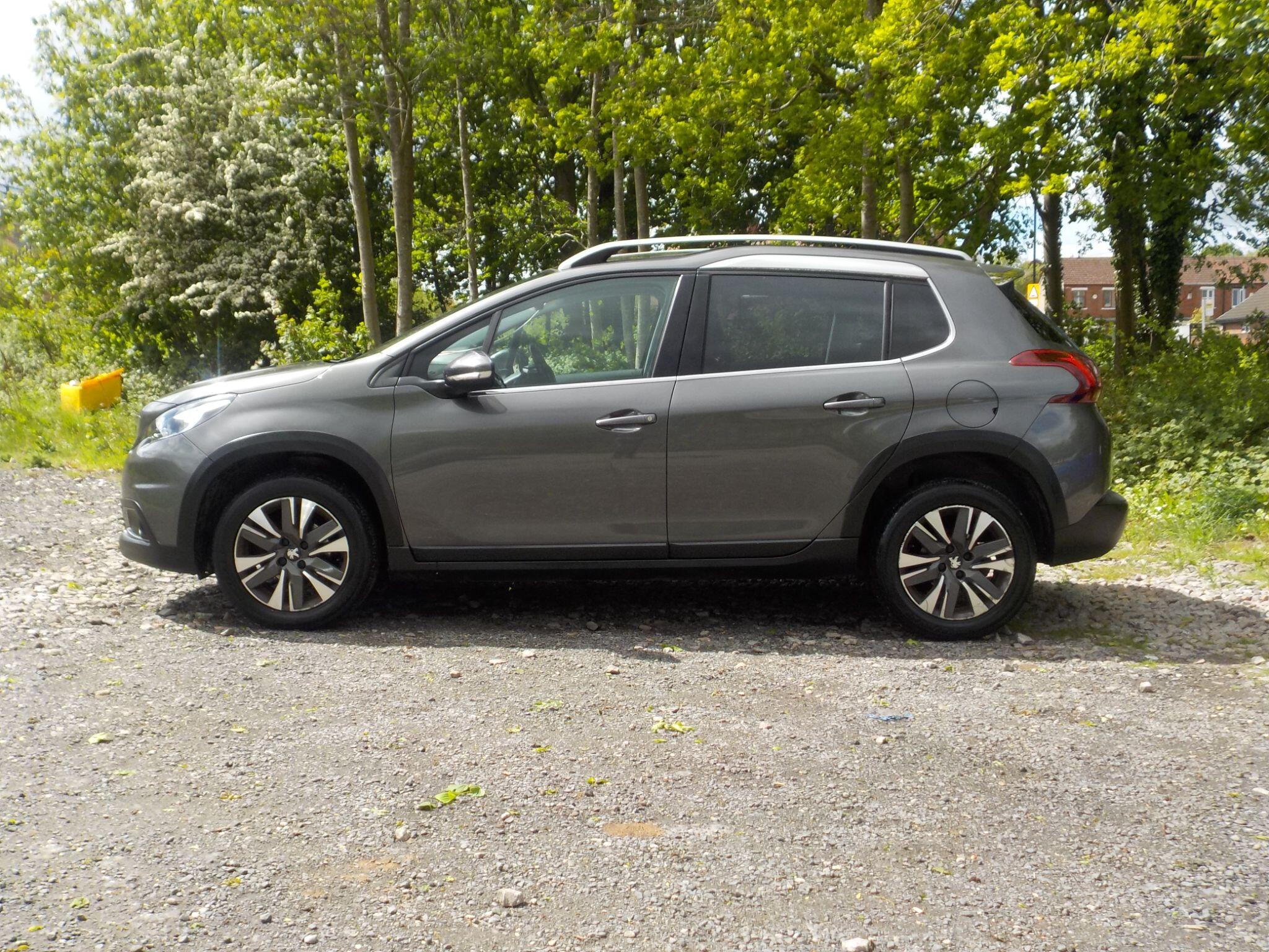 Peugeot 2008 1.2 PureTech Allure Premium Euro 6 (s/s) 5dr