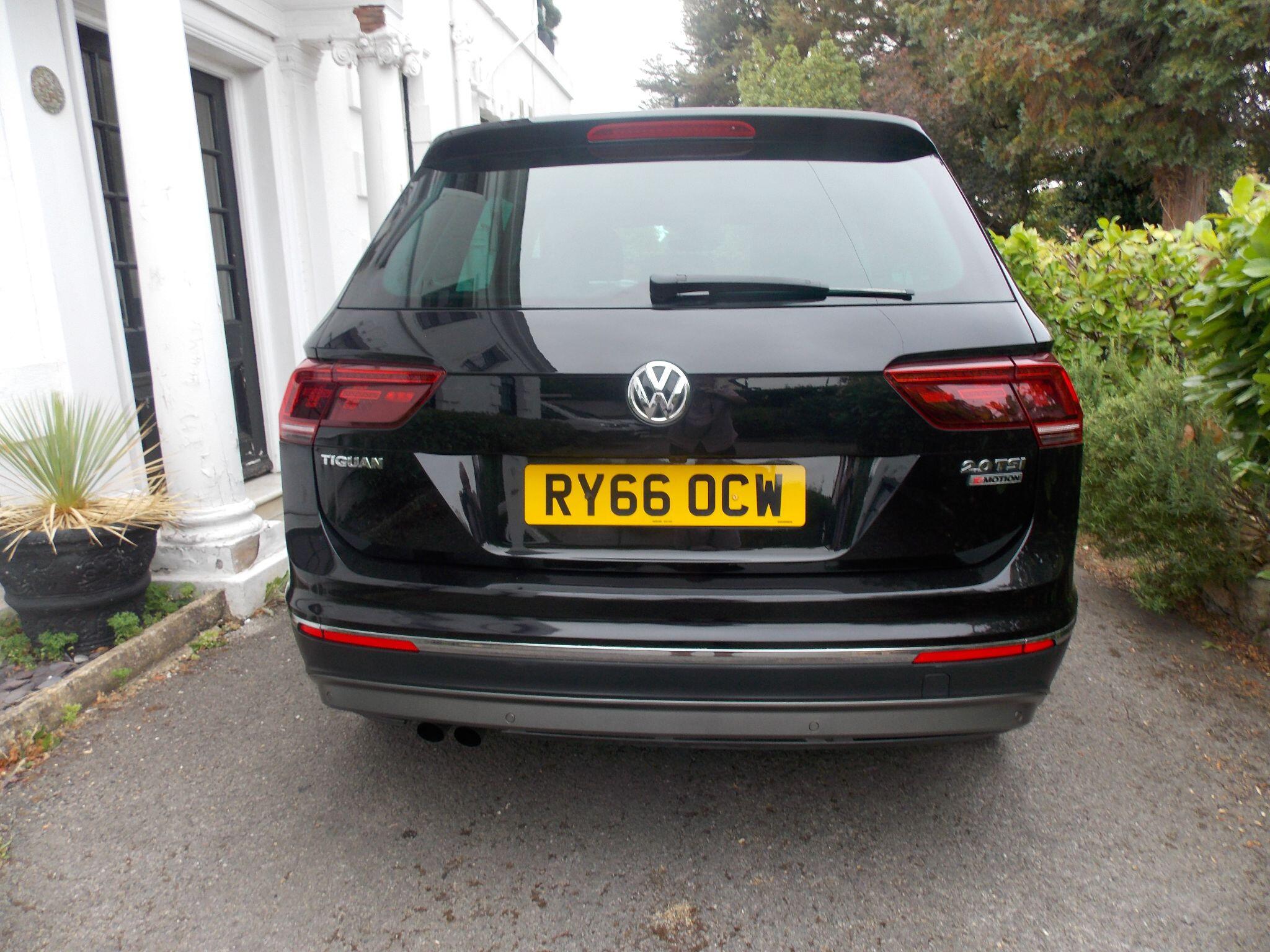 Volkswagen Tiguan view 7