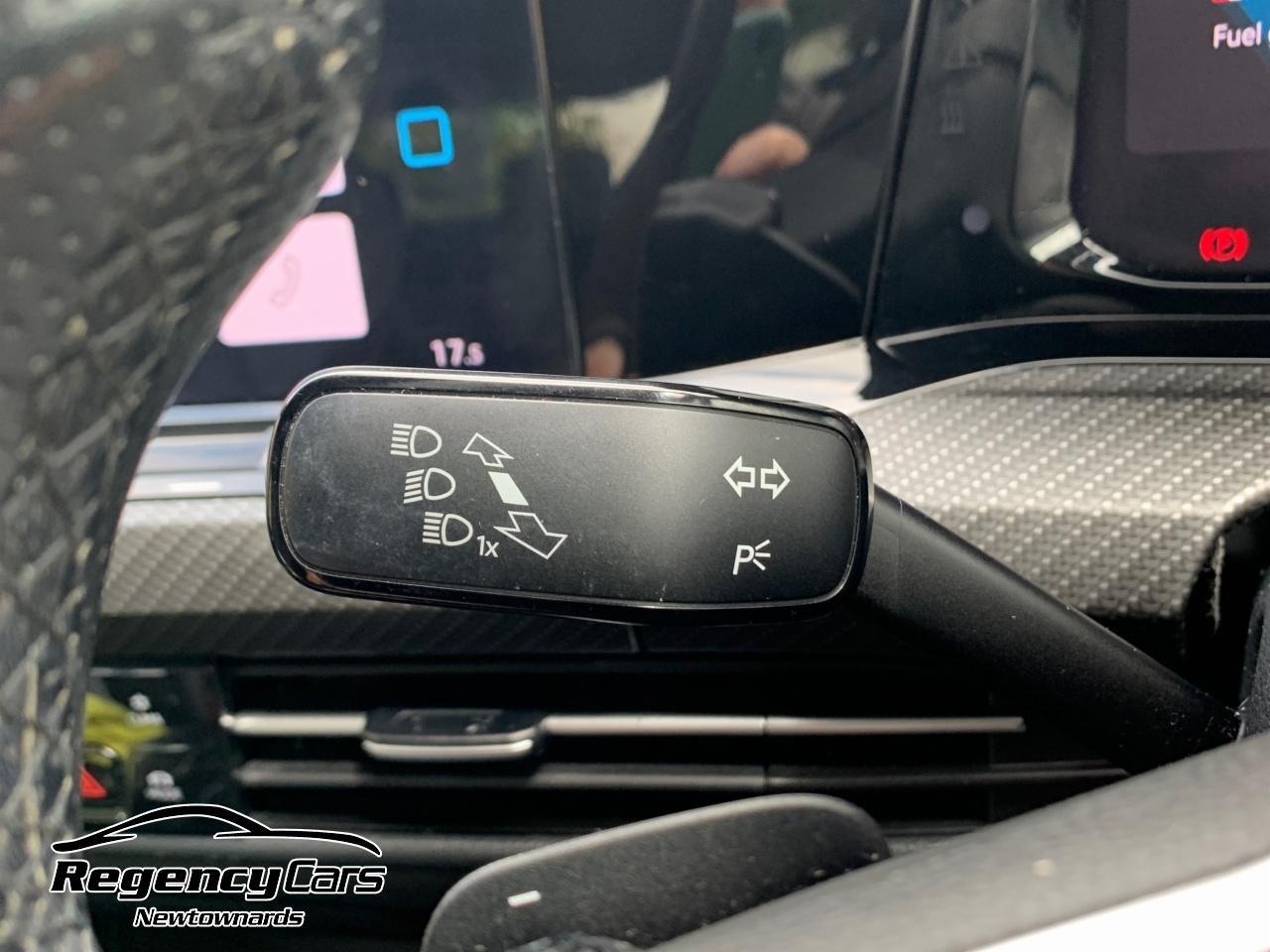 Volkswagen Golf view 18