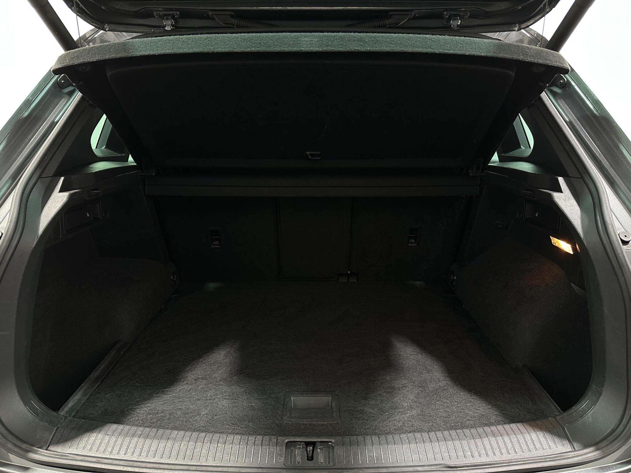 Volkswagen Tiguan view 49