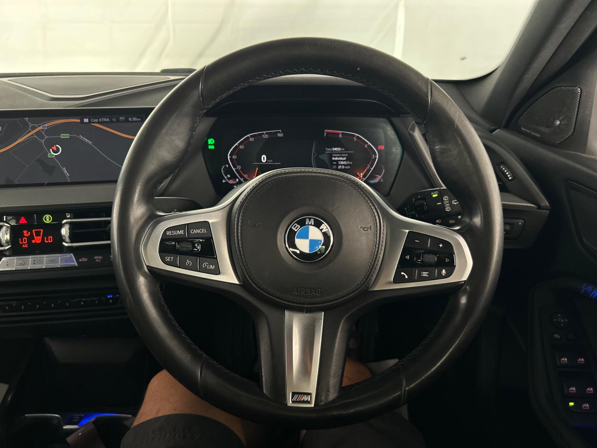 BMW 1 Series view 43
