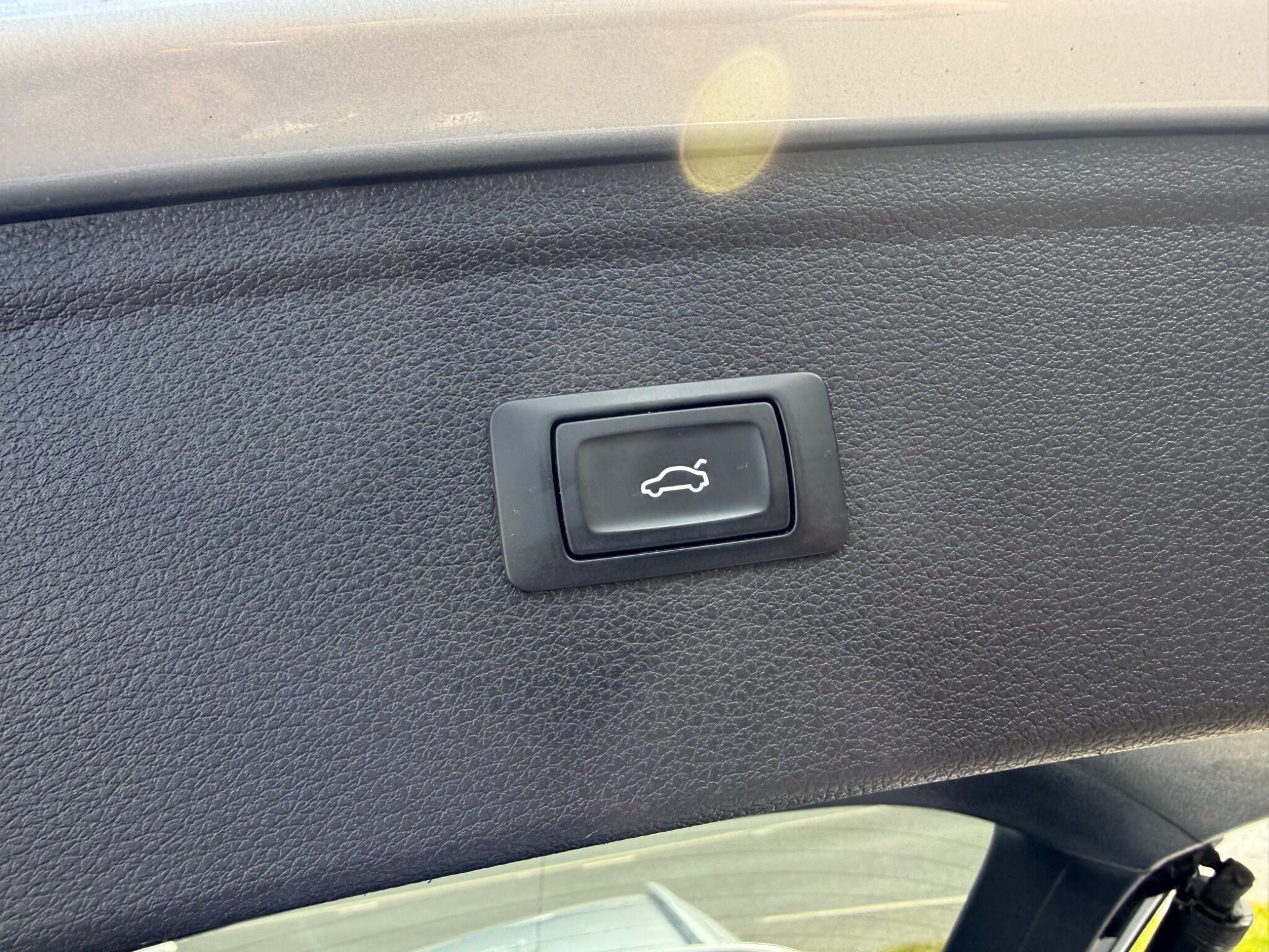 Audi Q5 view 29