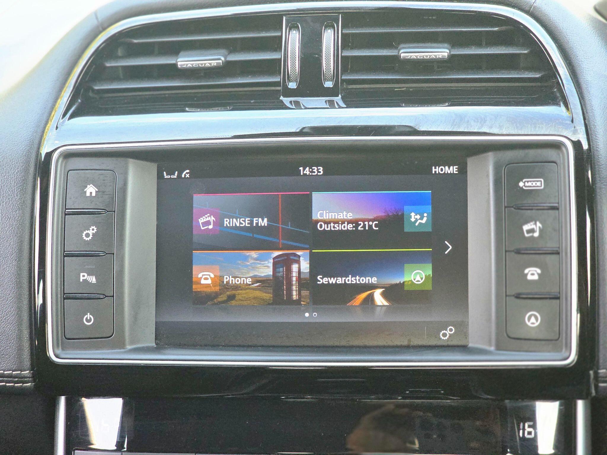 Jaguar Xe view 48