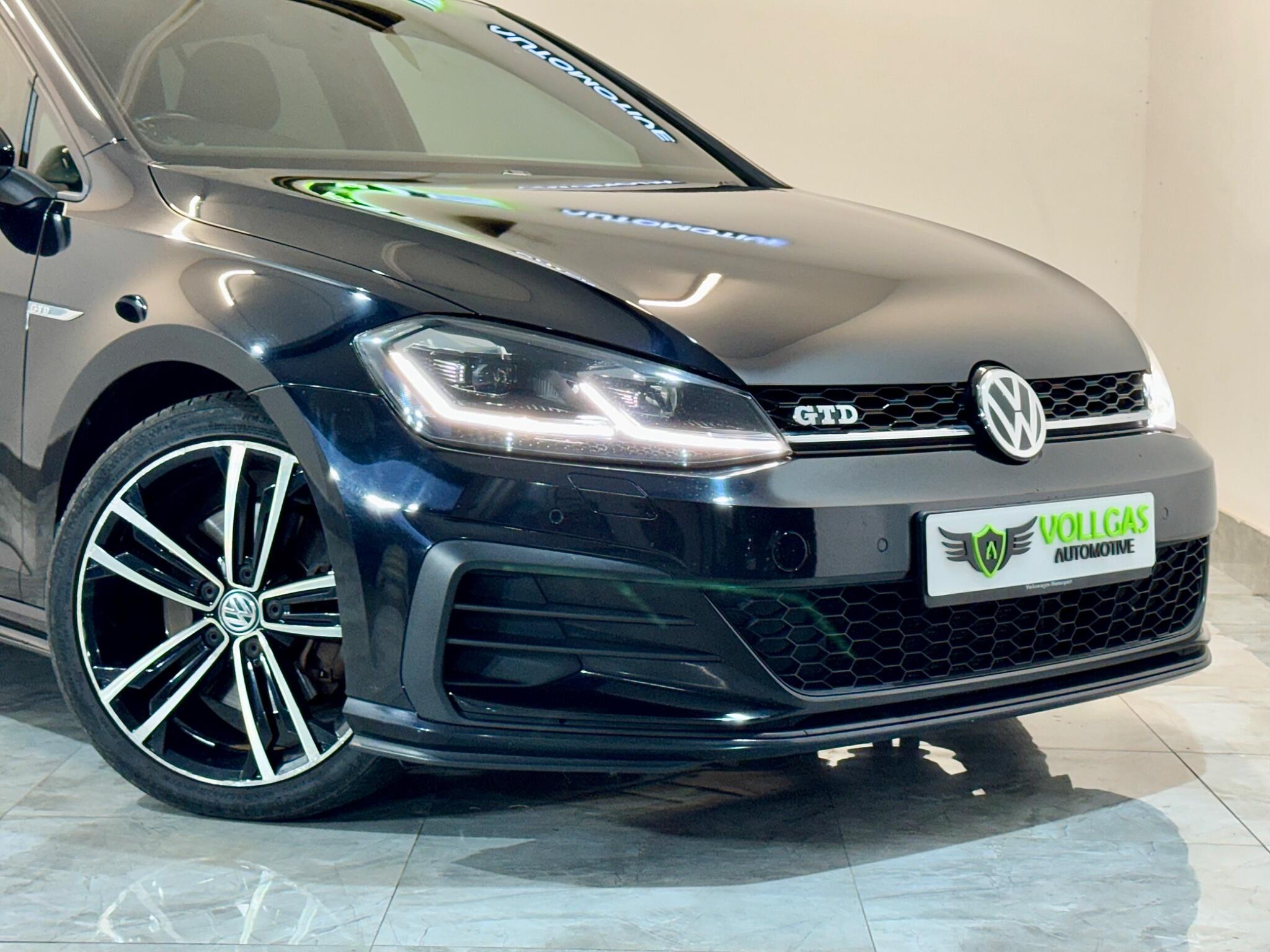 Volkswagen Golf view 67