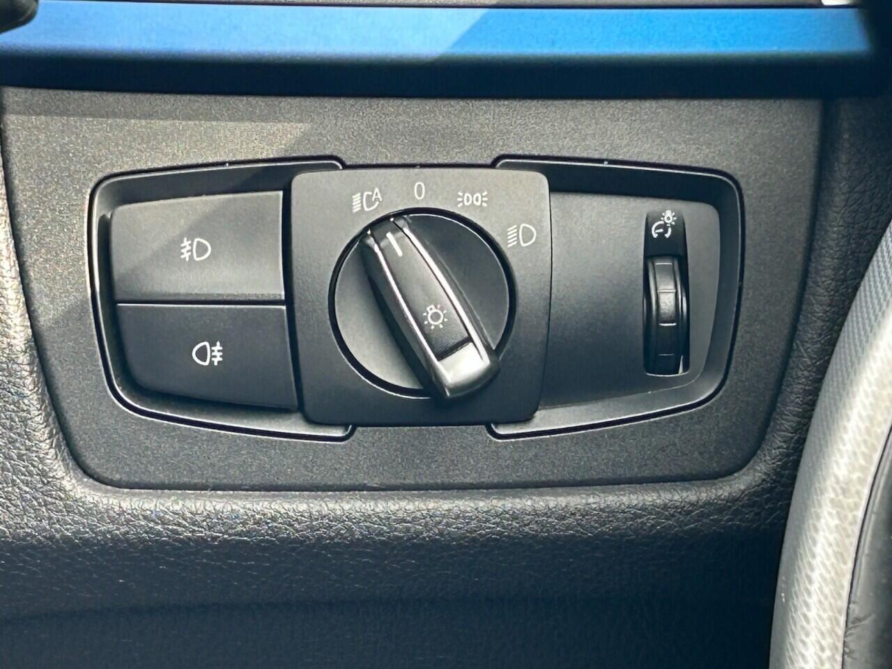 BMW 3 Series view 28